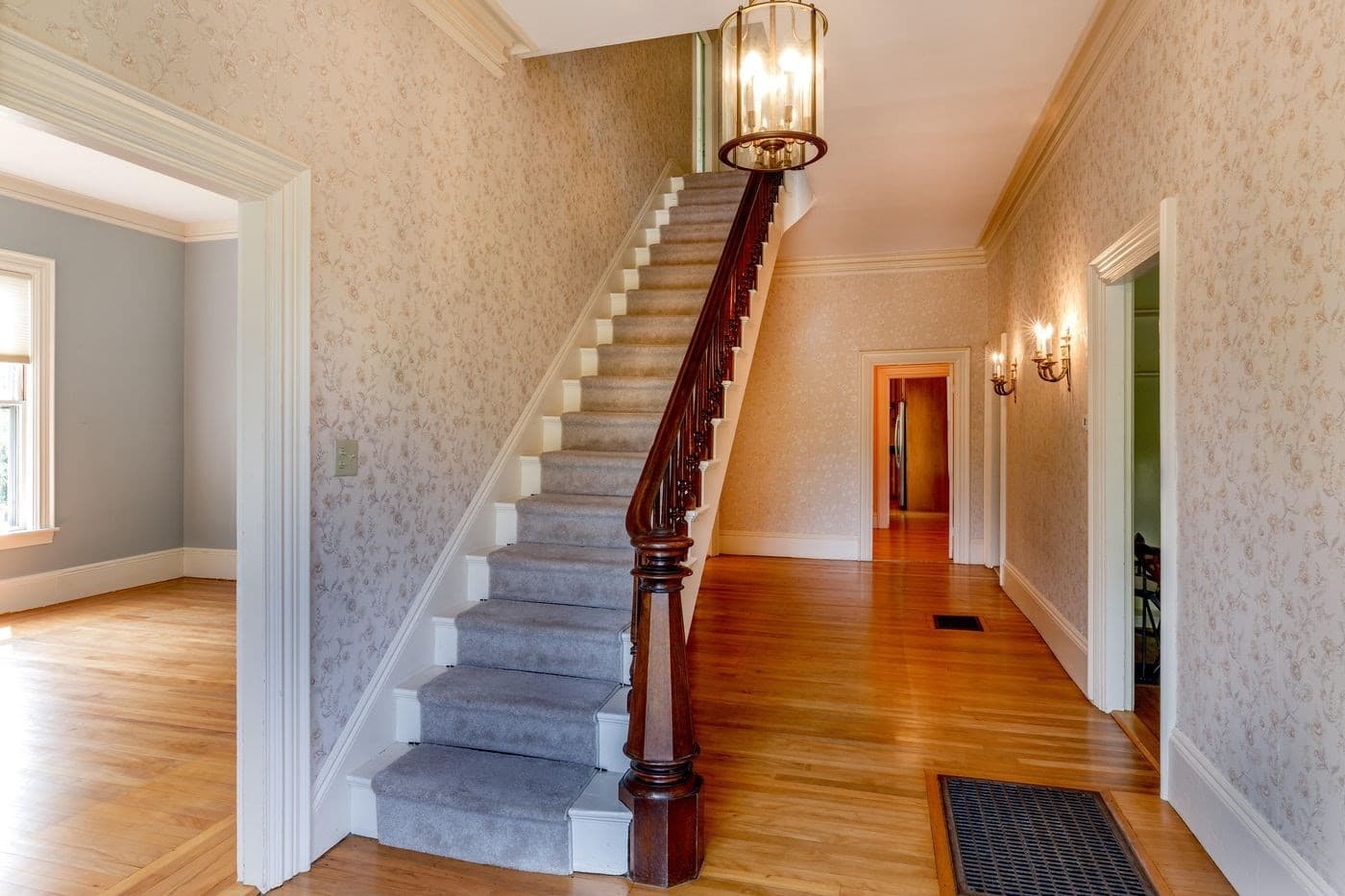 Single Family Residence at 272 Fox Hill St, Westwood MA 02090, Westwood, photo 7 of 22