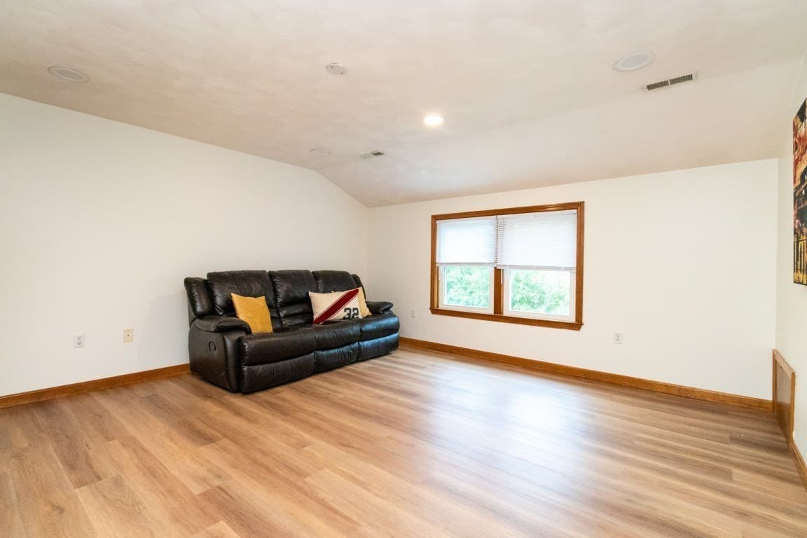 Single Family Residence at 2 Mccarthy Dr, Burlington MA 01803, Burlington, photo 37 of 42