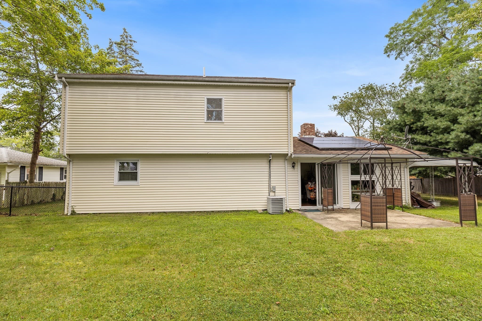 Single Family Residence at 91 Gerald Ave, Brockton MA 02302, Brockton, photo 33 of 37