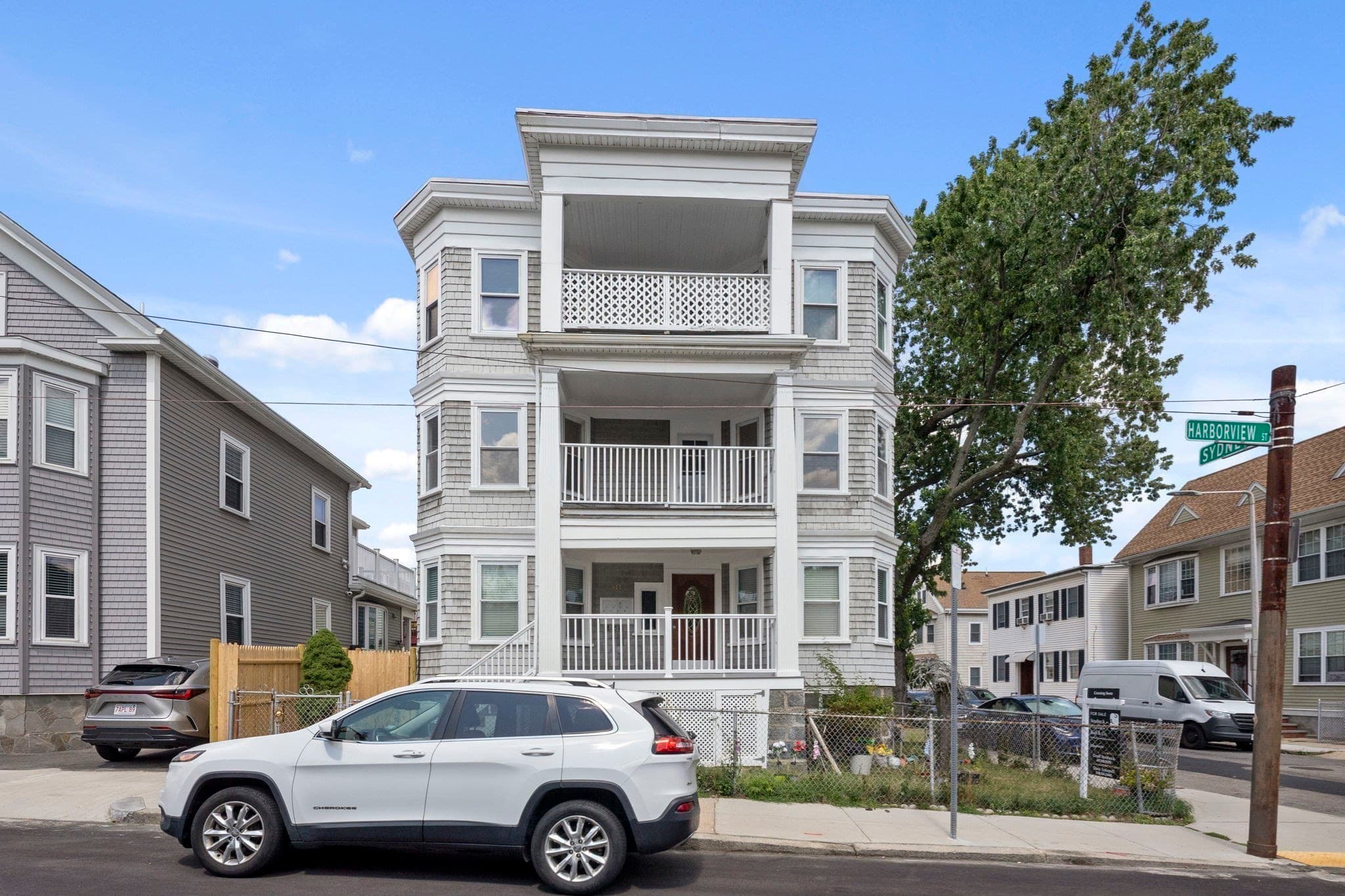 Condominium at 80 Harbor View St # 2, Boston MA 02125, Boston, photo 13 of 14