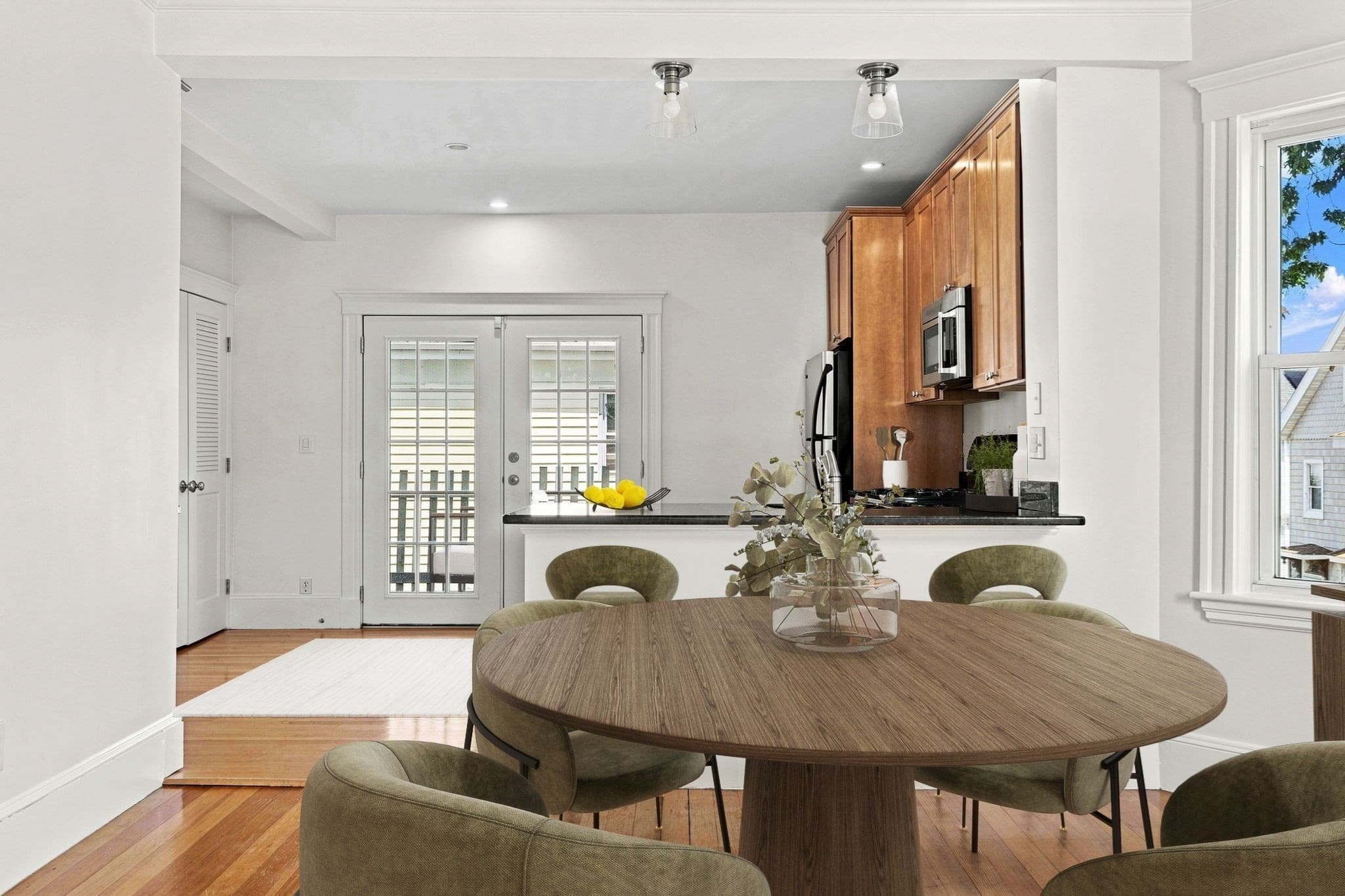 Condominium at 80 Harbor View St # 2, Boston MA 02125, Boston, photo 3 of 14