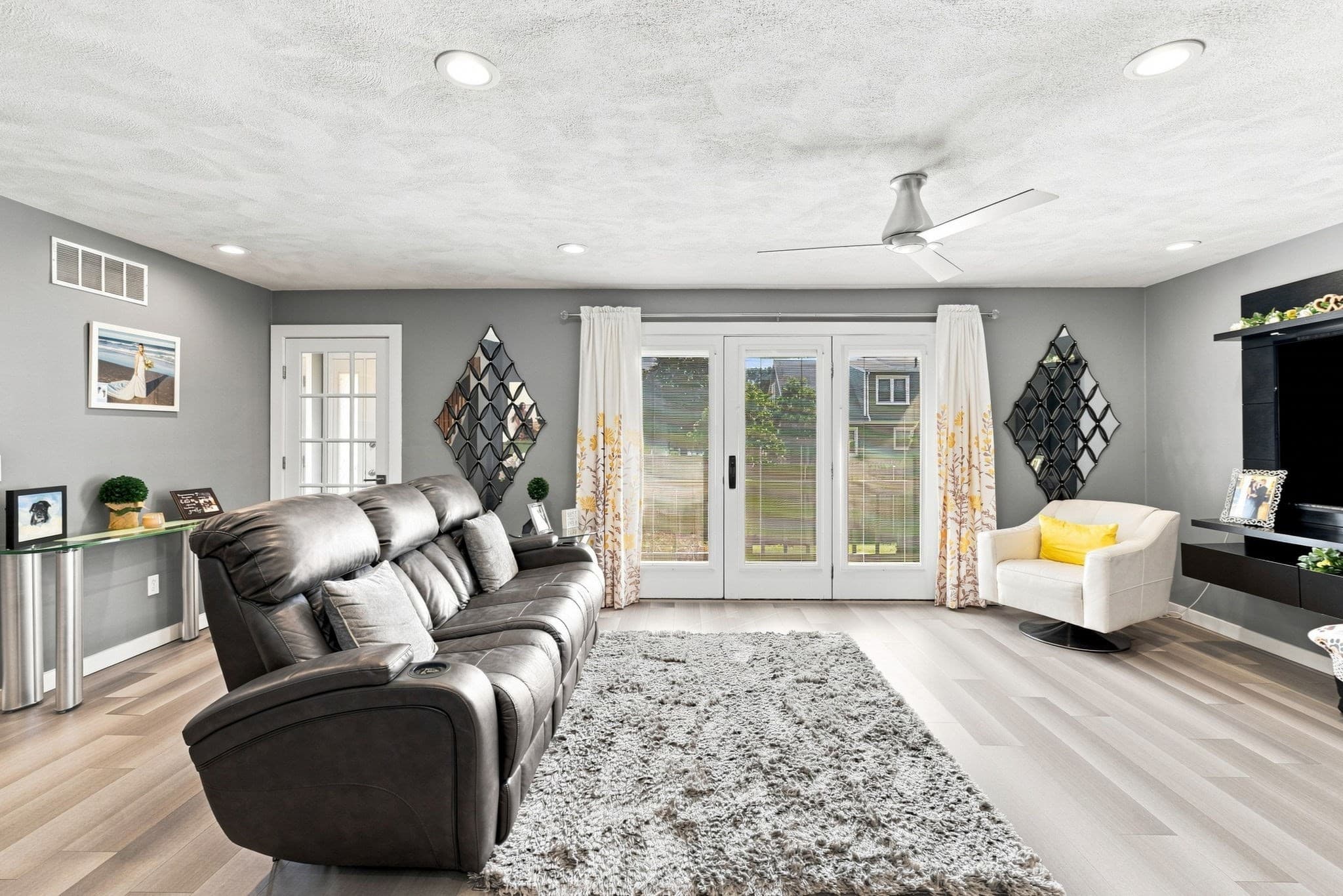 Condominium at 200 Mayfield Ave # C7, Cranston RI 02920, Cranston, photo 3 of 14