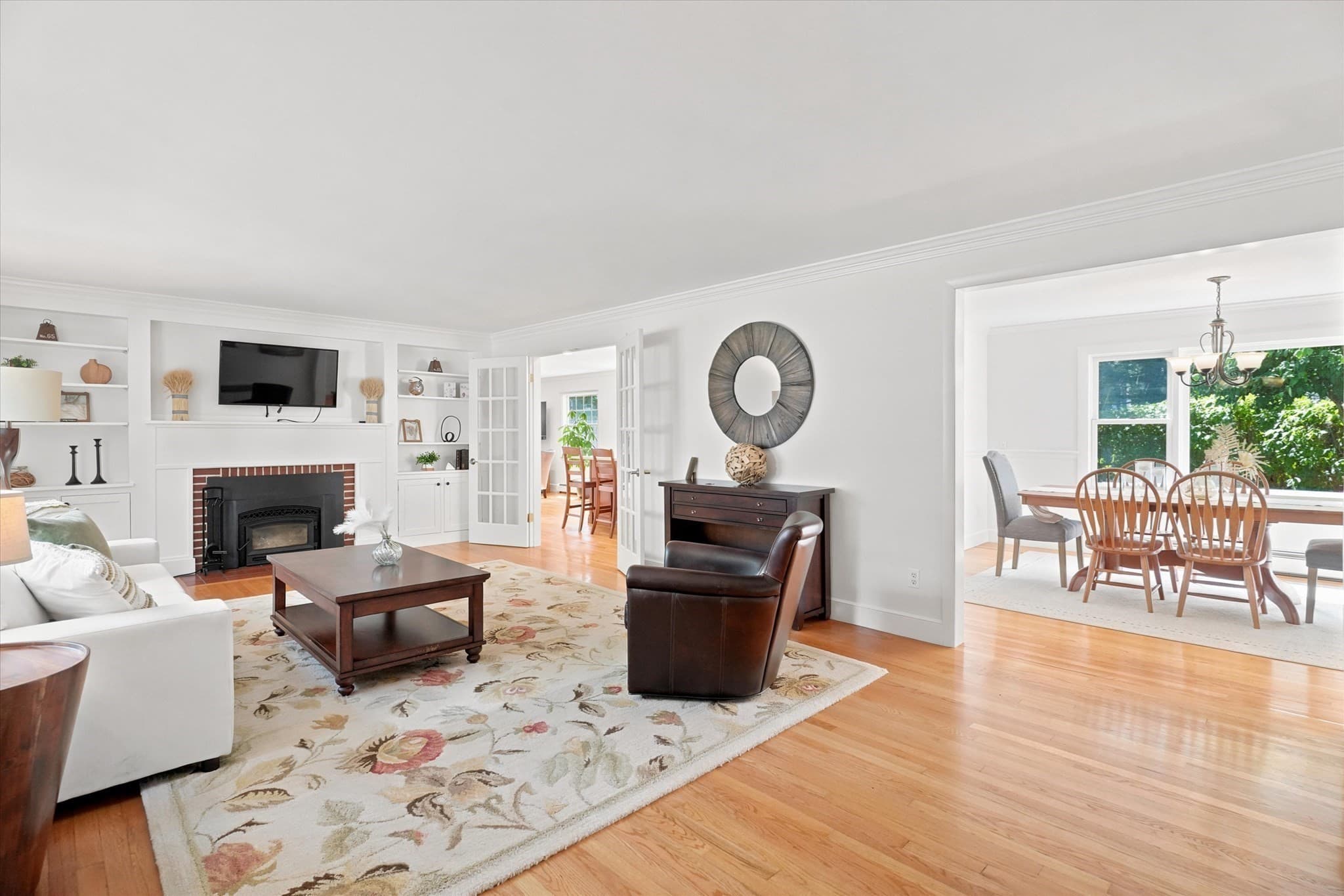 Single Family Residence at 21 Woodbridge Rd, North Andover MA 01845, North Andover, photo 7 of 30
