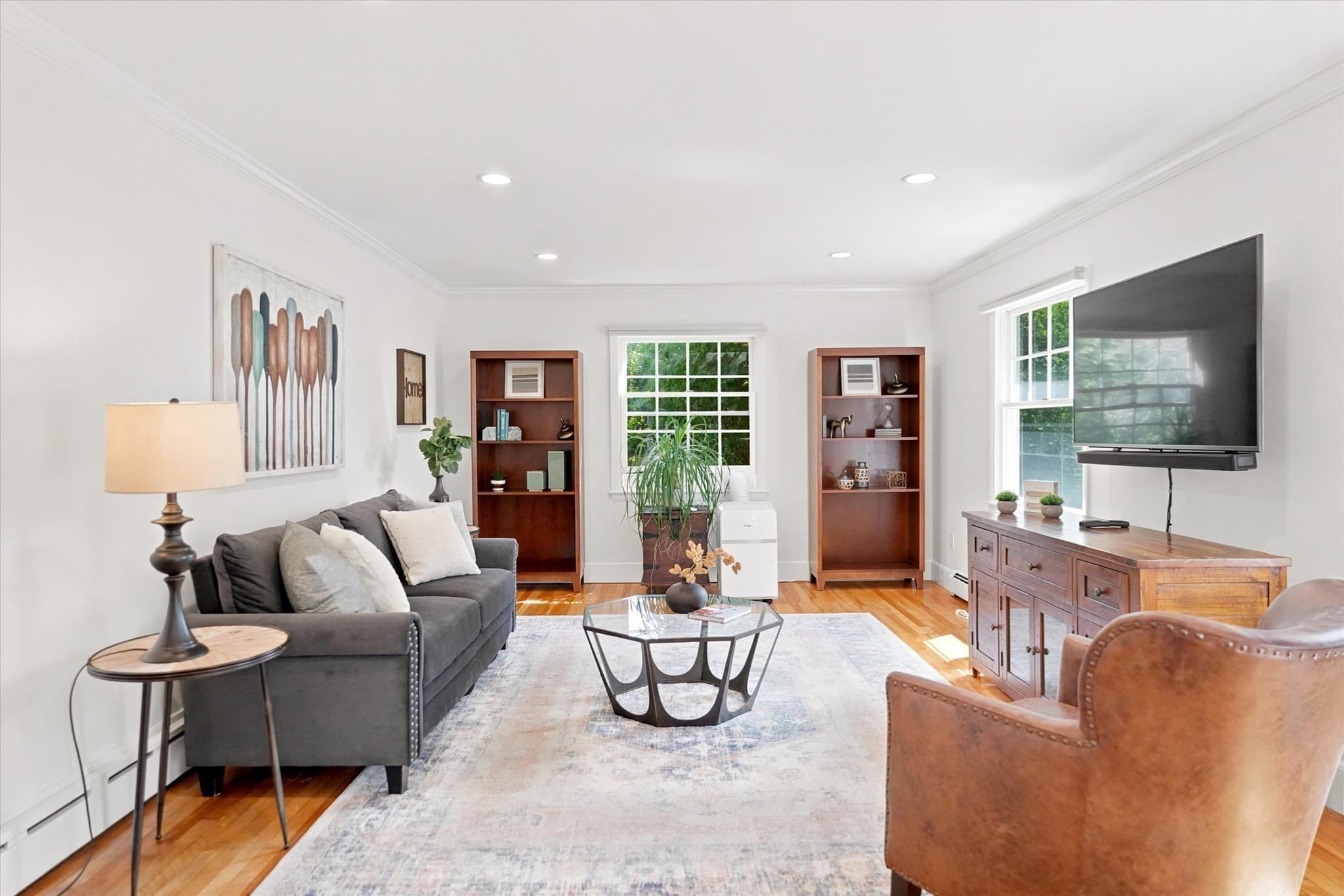 Single Family Residence at 21 Woodbridge Rd, North Andover MA 01845, North Andover, photo 5 of 30