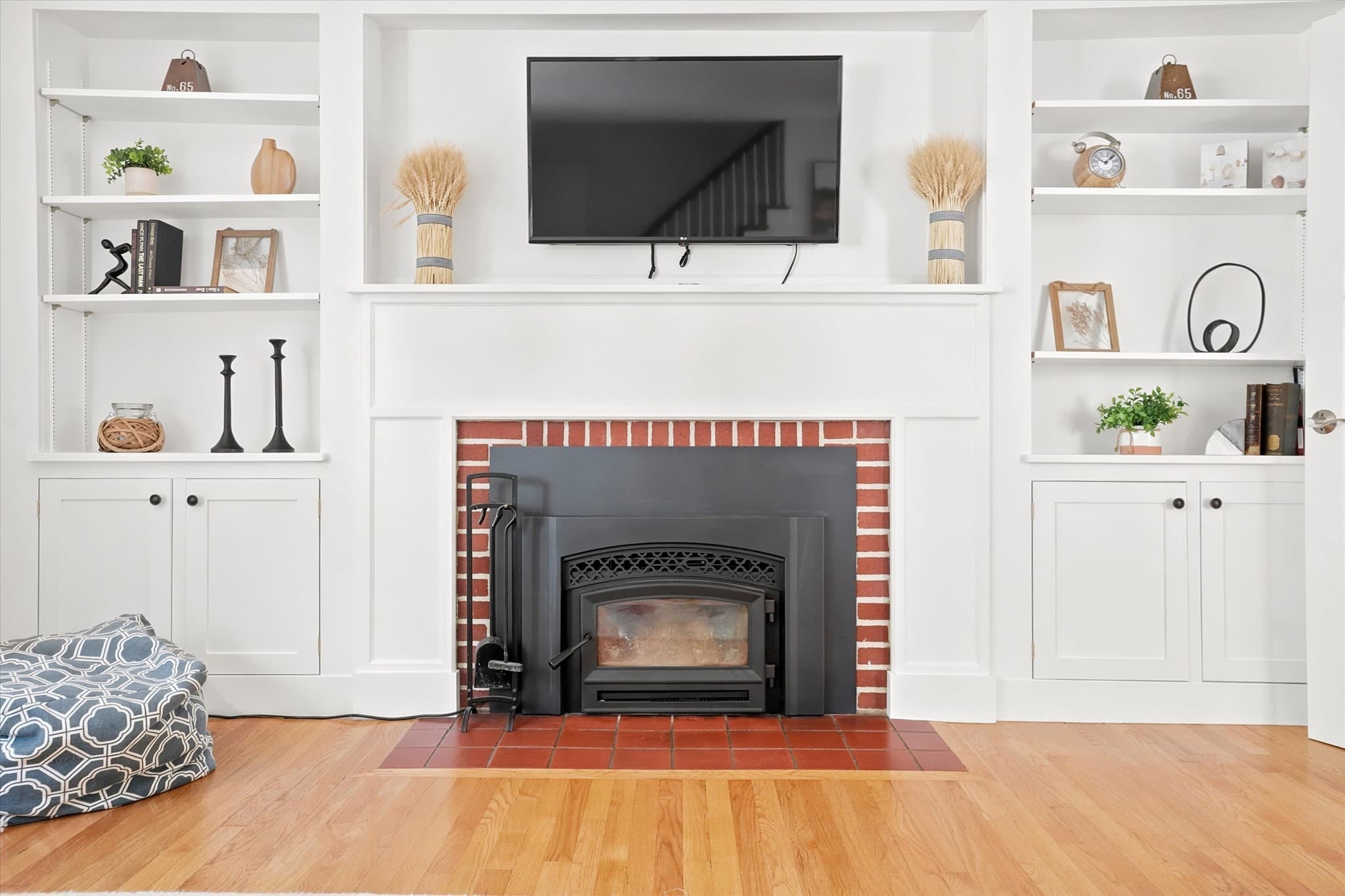 Single Family Residence at 21 Woodbridge Rd, North Andover MA 01845, North Andover, photo 9 of 30