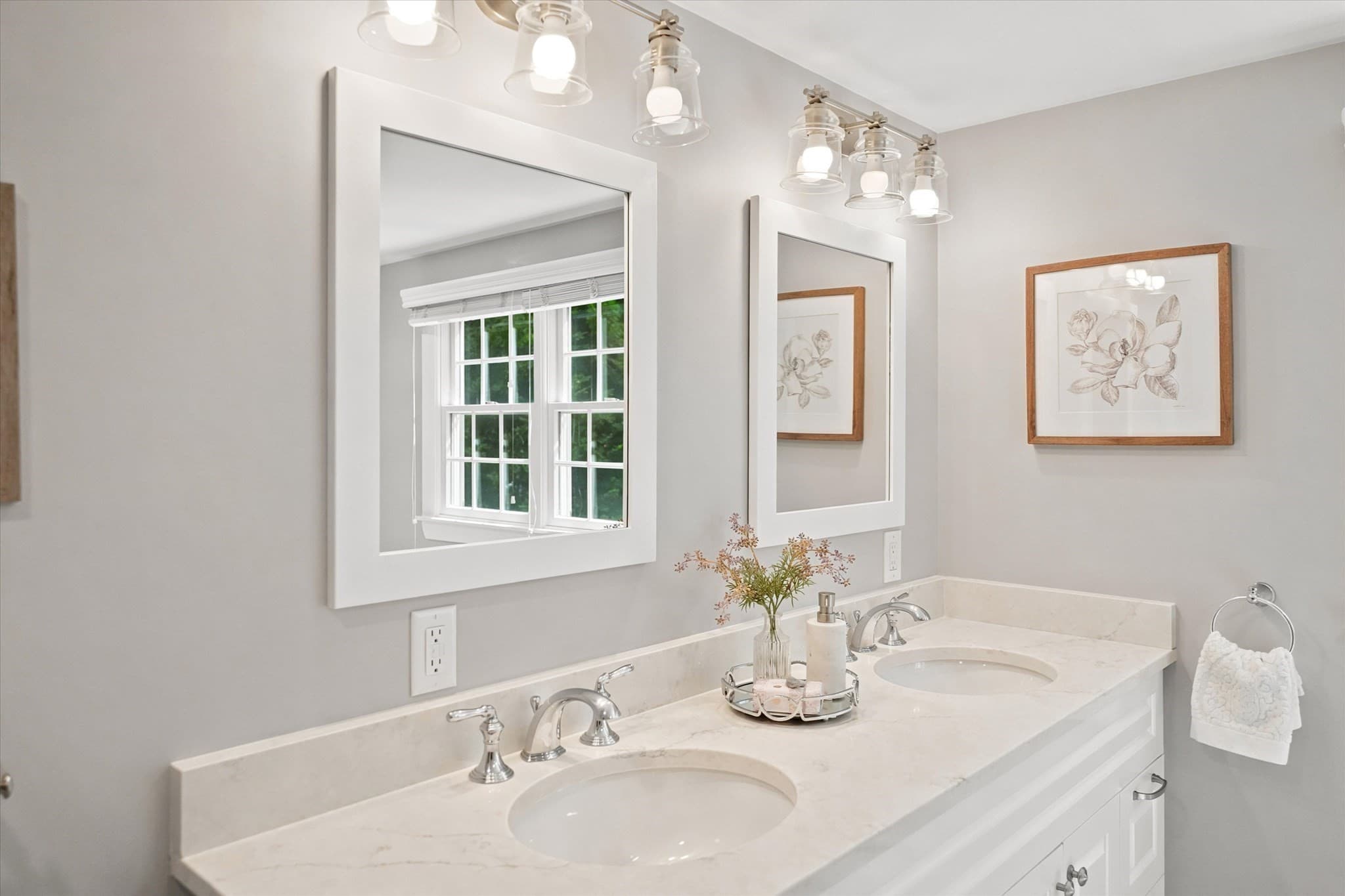 Single Family Residence at 21 Woodbridge Rd, North Andover MA 01845, North Andover, photo 18 of 30