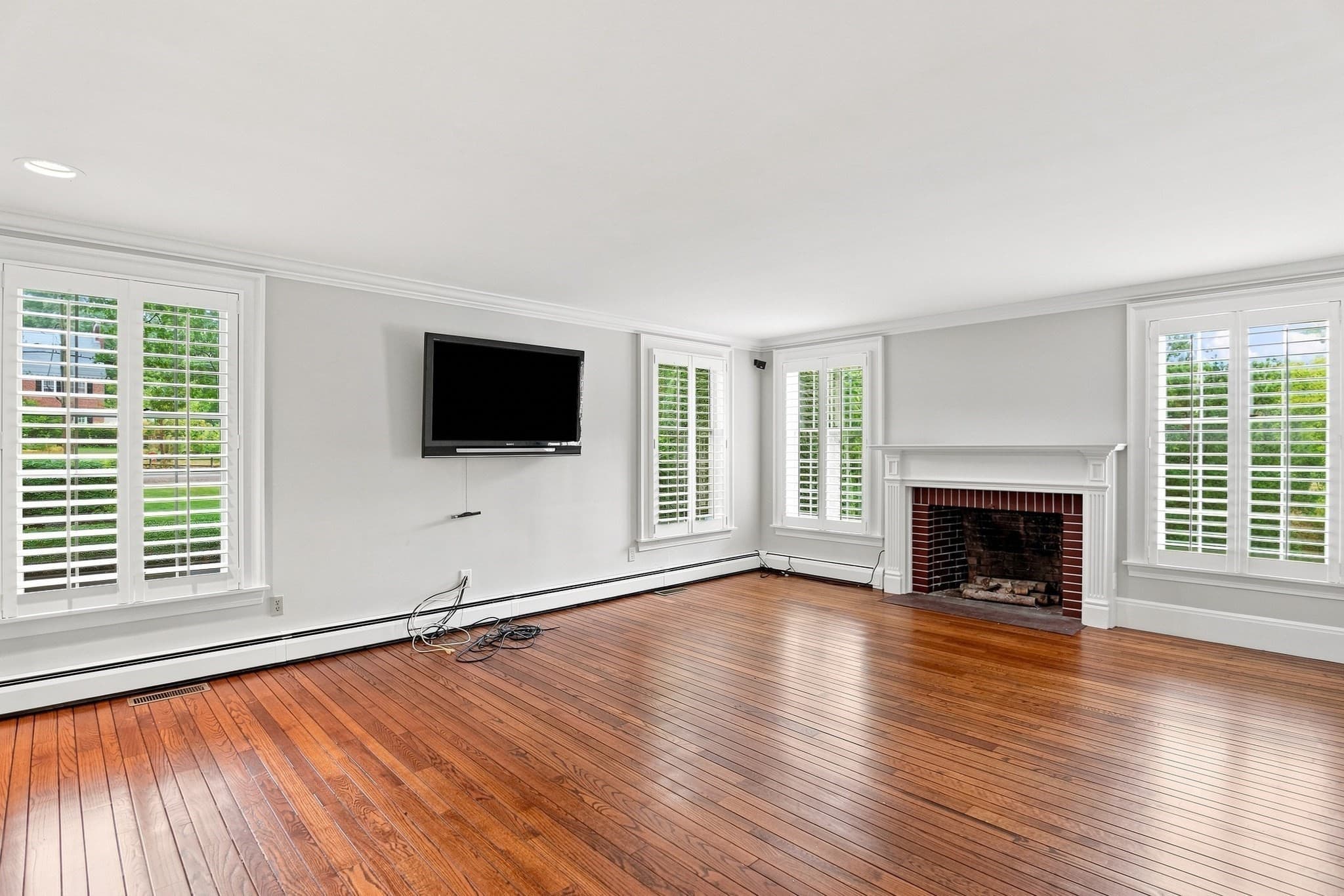 Single Family Residence at 25 Grandview Road, Chelmsford MA 01824, Chelmsford, photo 13 of 41