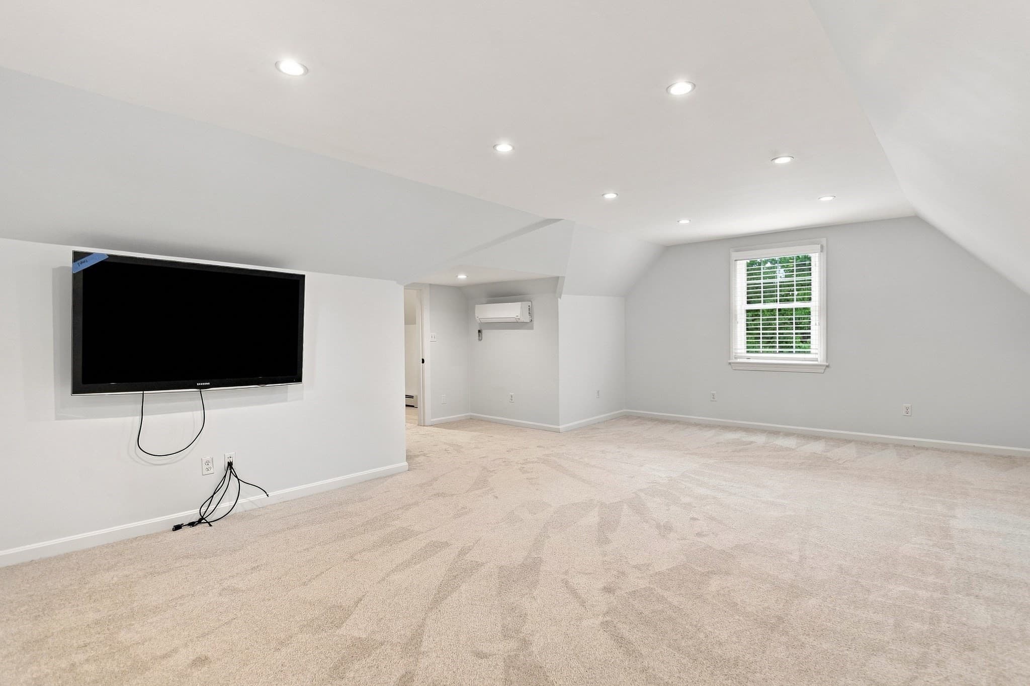 Single Family Residence at 25 Grandview Road, Chelmsford MA 01824, Chelmsford, photo 22 of 41