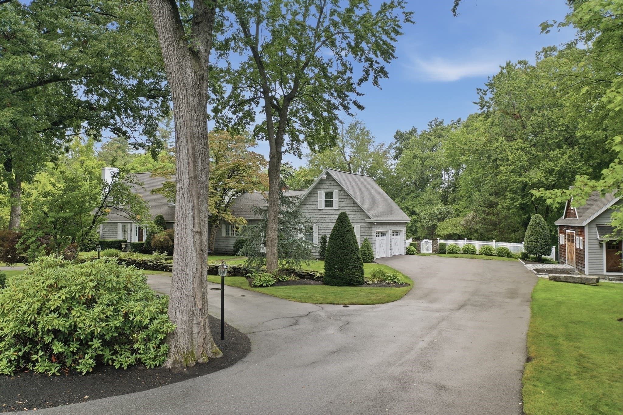 Single Family Residence at 25 Grandview Road, Chelmsford MA 01824, Chelmsford, photo 4 of 41