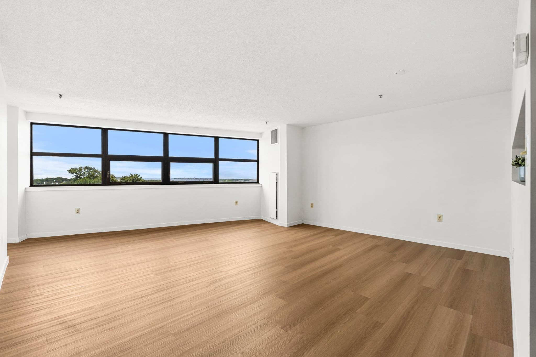 Condominium at 1 Adams St # 706, Quincy MA 02169, Quincy, photo 4 of 20
