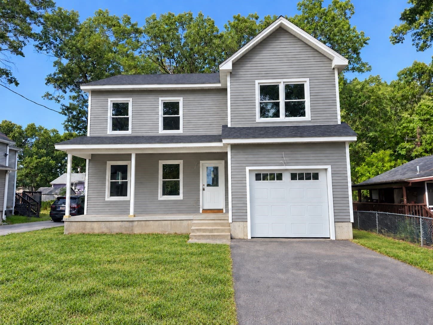 Single Family Residence at 45 Goldenrod St, Springfield MA 01109, Springfield, photo 2 of 2