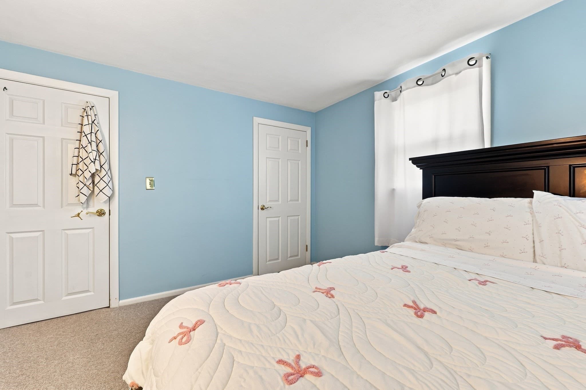 Single Family Residence at 92 Applewood Drive, Marlborough MA 01752, Marlborough, photo 26 of 42