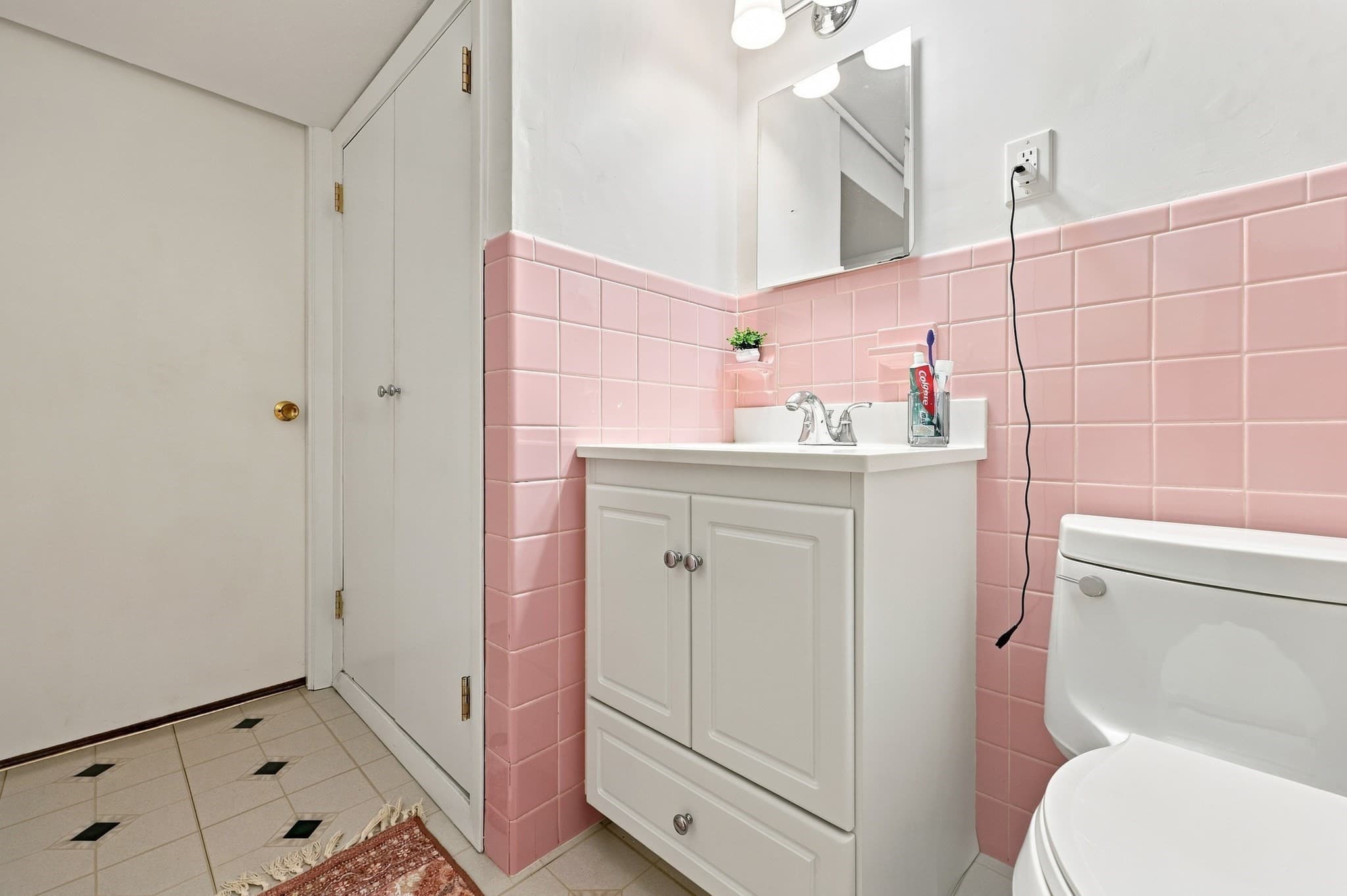 Single Family Residence at 92 Applewood Drive, Marlborough MA 01752, Marlborough, photo 33 of 42