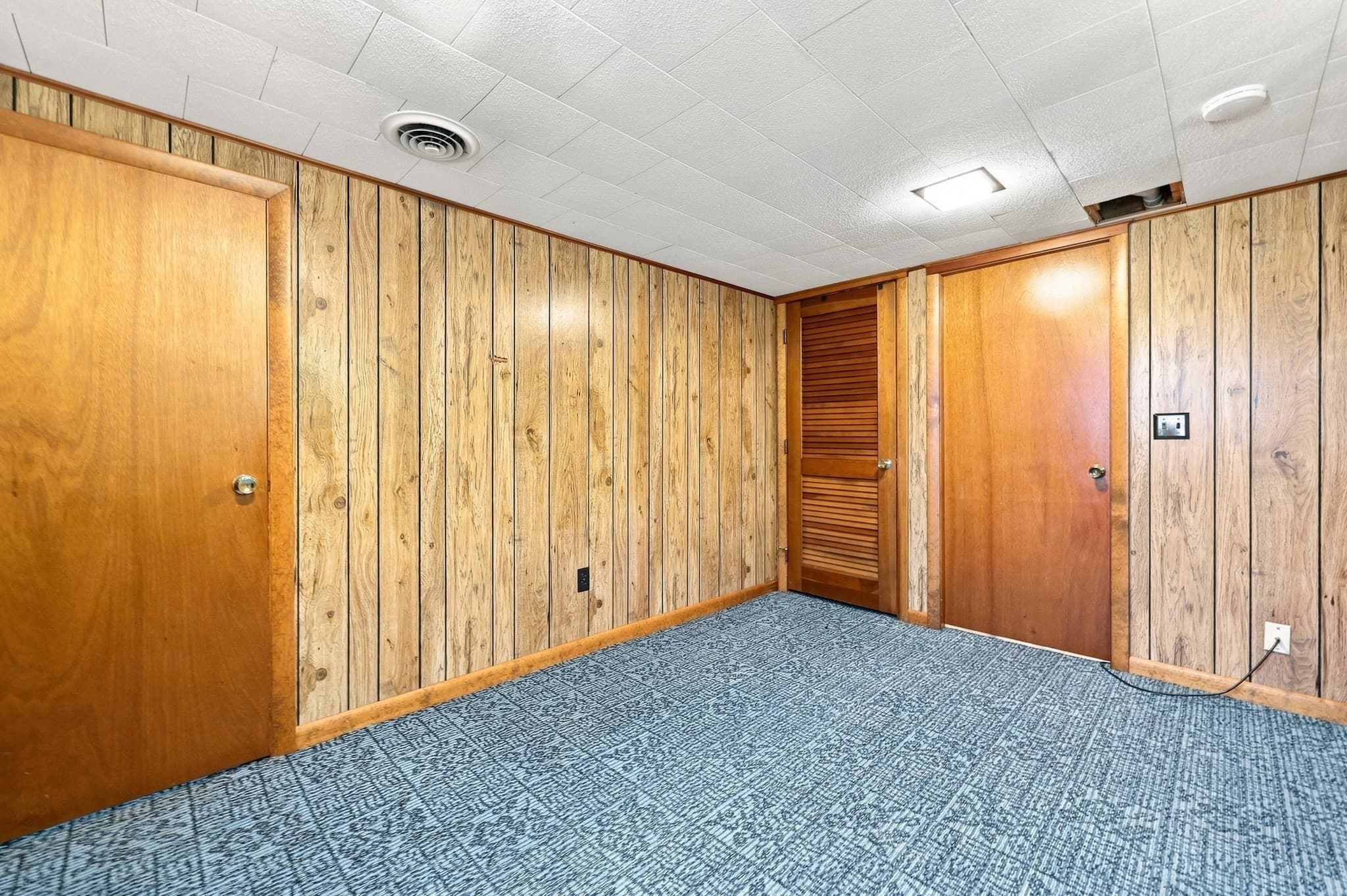 Single Family Residence at 92 Applewood Drive, Marlborough MA 01752, Marlborough, photo 31 of 42