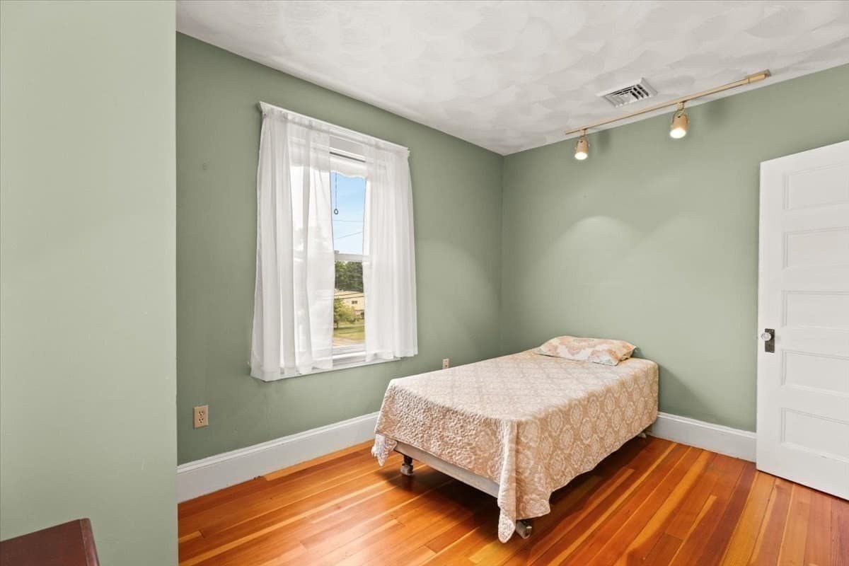 Single Family Residence at 220 Smith St, North Attleboro MA 02760, North Attleboro, photo 39 of 42