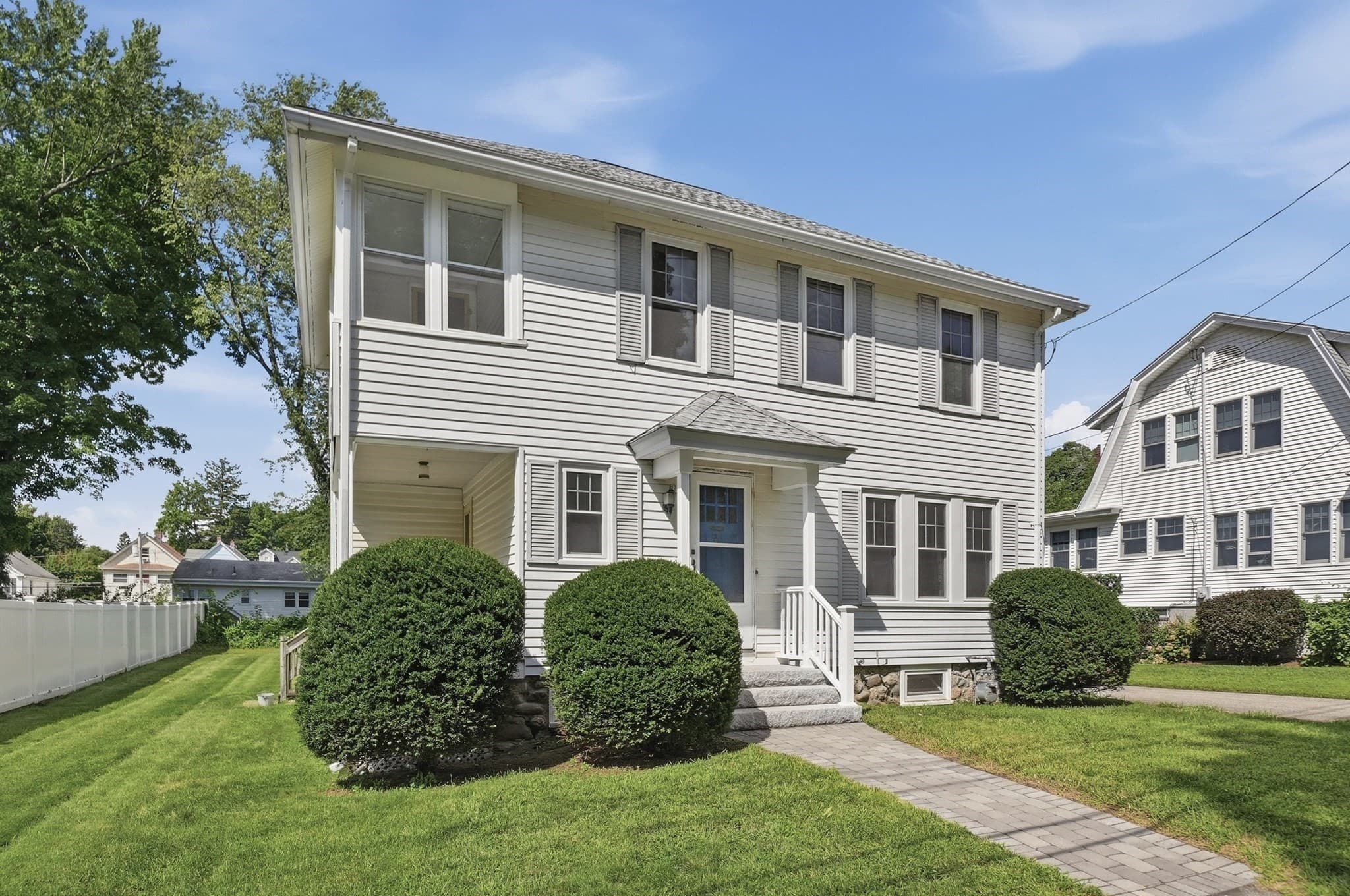 Single Family Residence at 44 Edinboro Street, Marlborough MA 01752, Marlborough, photo 2 of 31