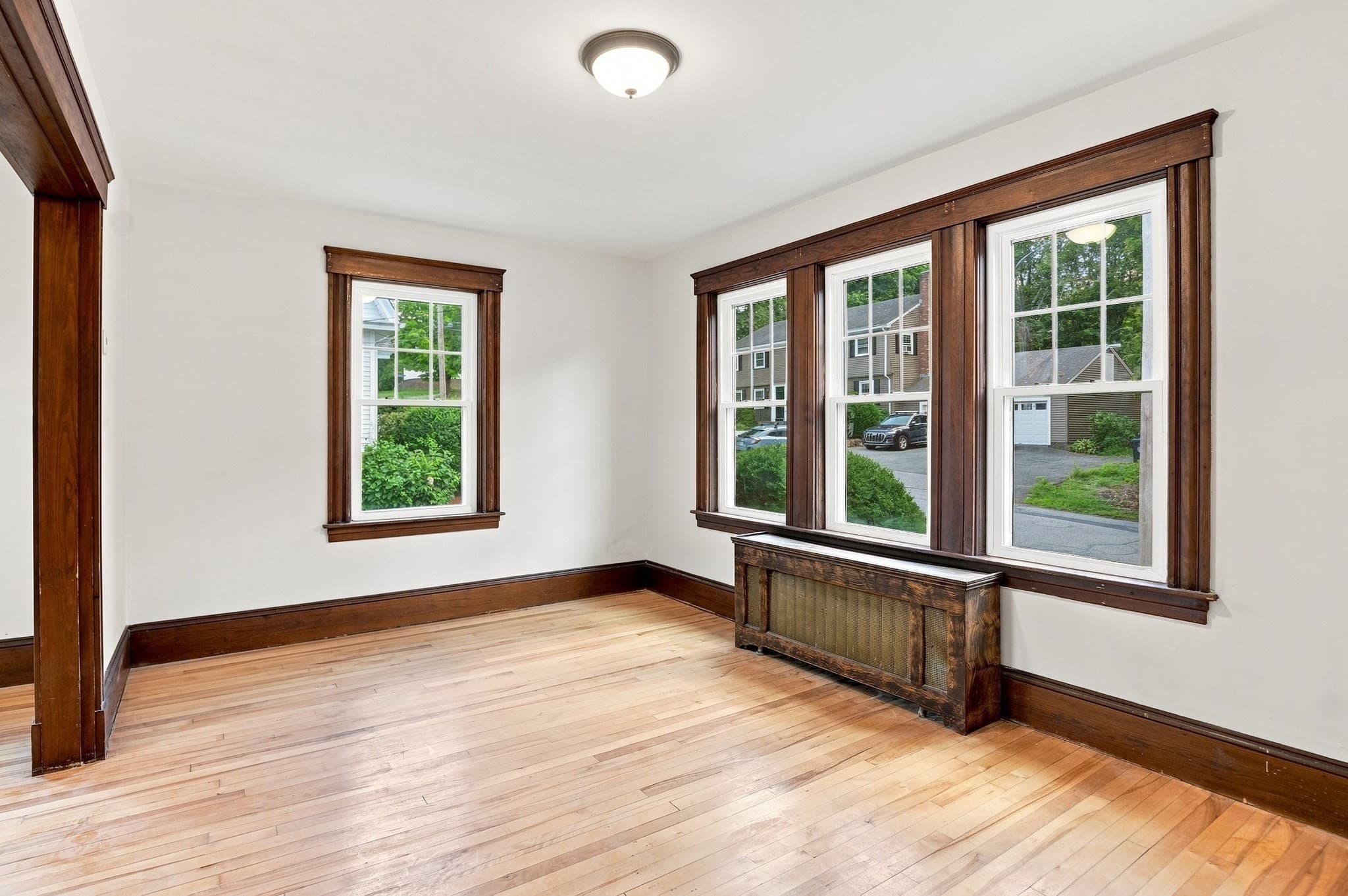 Single Family Residence at 44 Edinboro Street, Marlborough MA 01752, Marlborough, photo 6 of 31