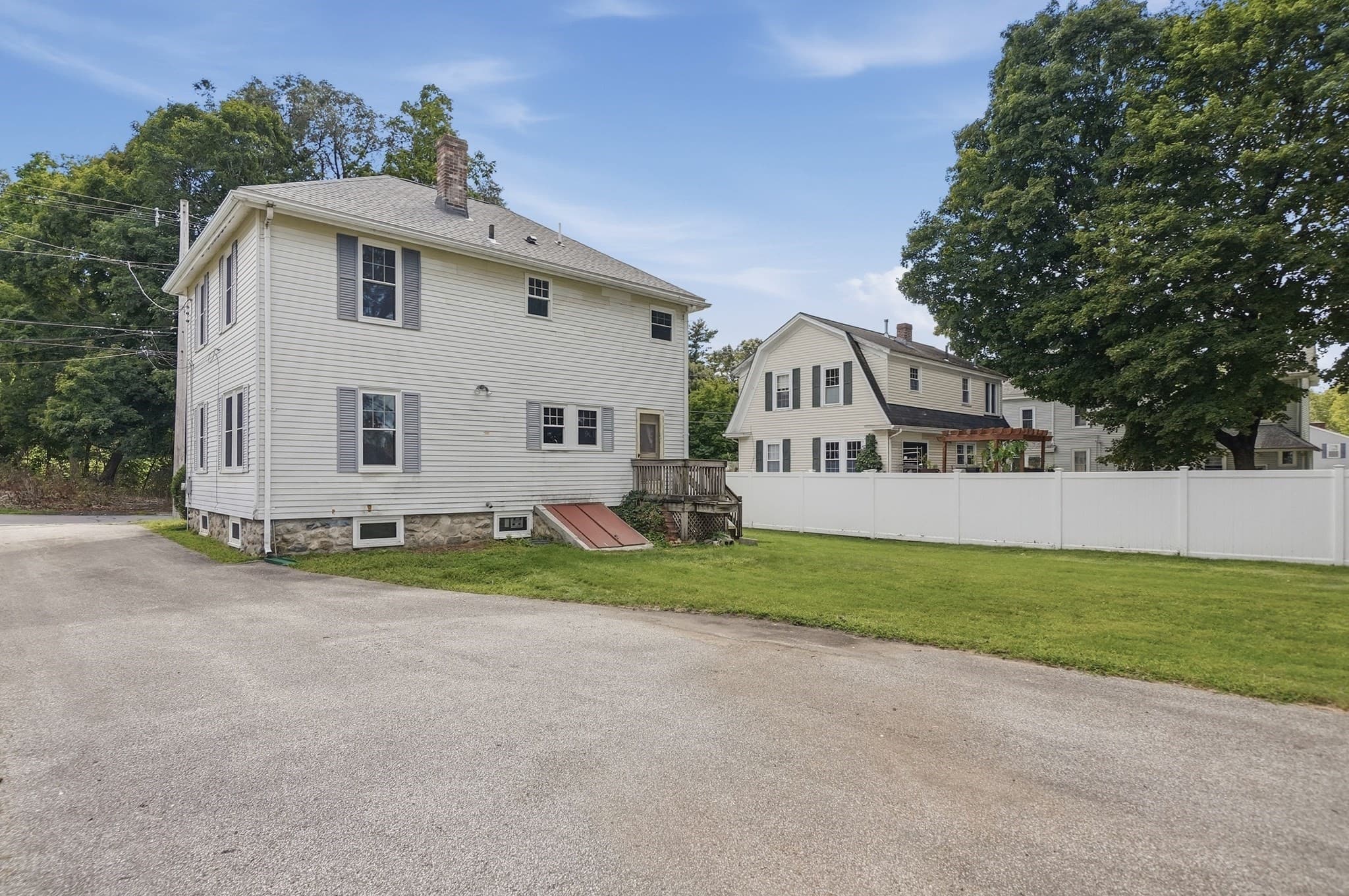Single Family Residence at 44 Edinboro Street, Marlborough MA 01752, Marlborough, photo 30 of 31