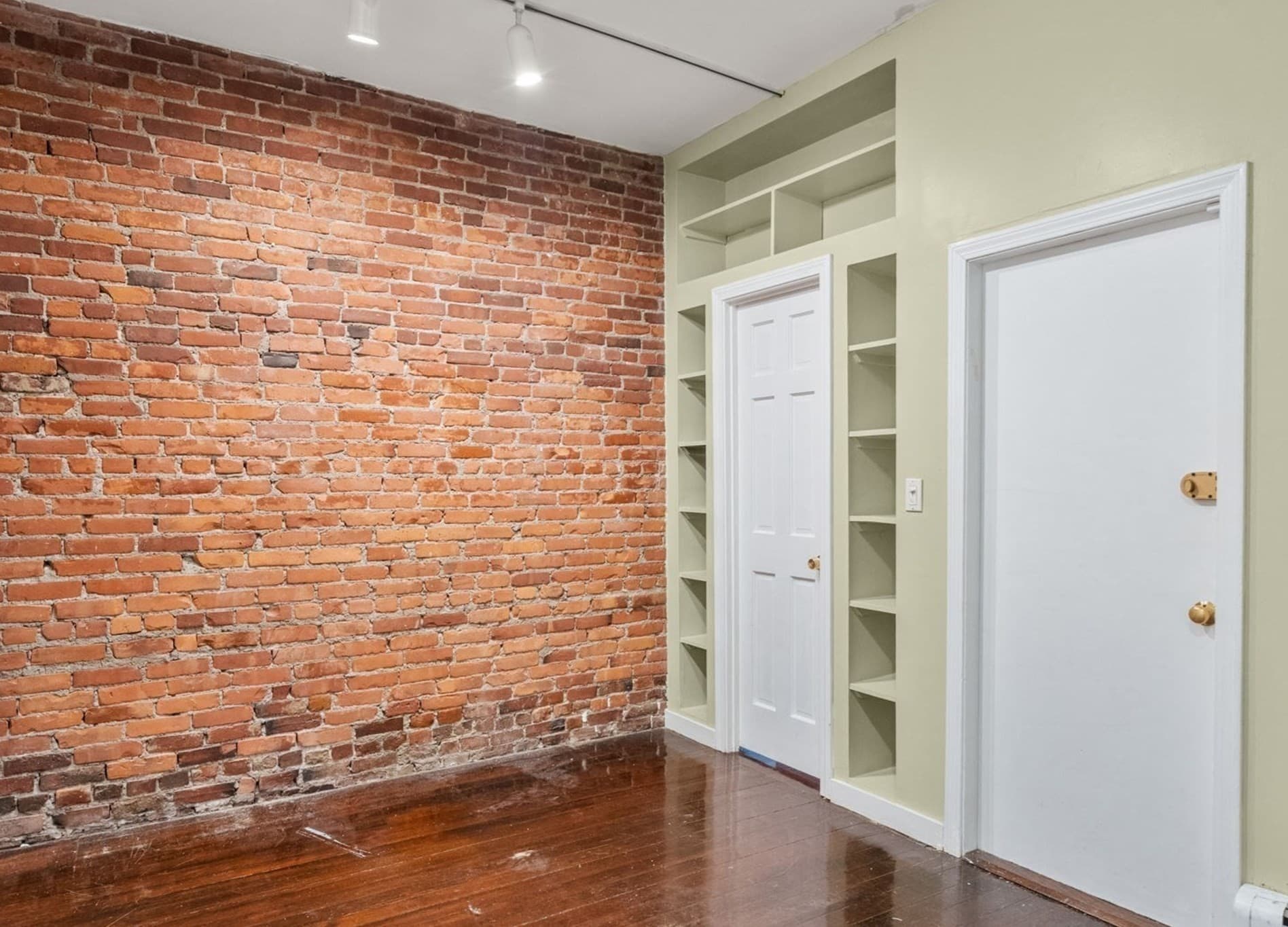 Condominium at 15 Blackwood St # 2, Boston MA 02115, photo 10 of 12