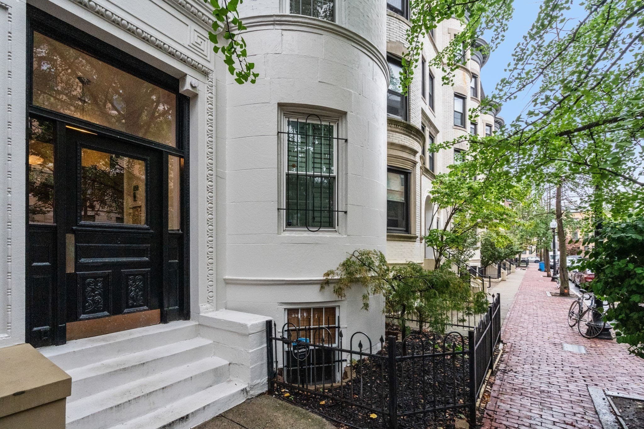 Condominium at 15 Blackwood St # 2, Boston MA 02115, photo 4 of 12
