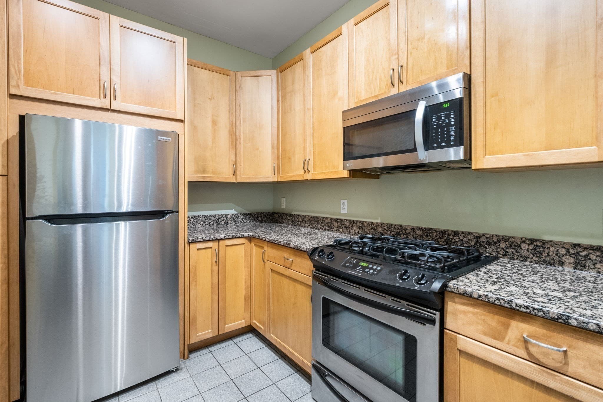 Condominium at 15 Blackwood St # 2, Boston MA 02115, photo 8 of 12
