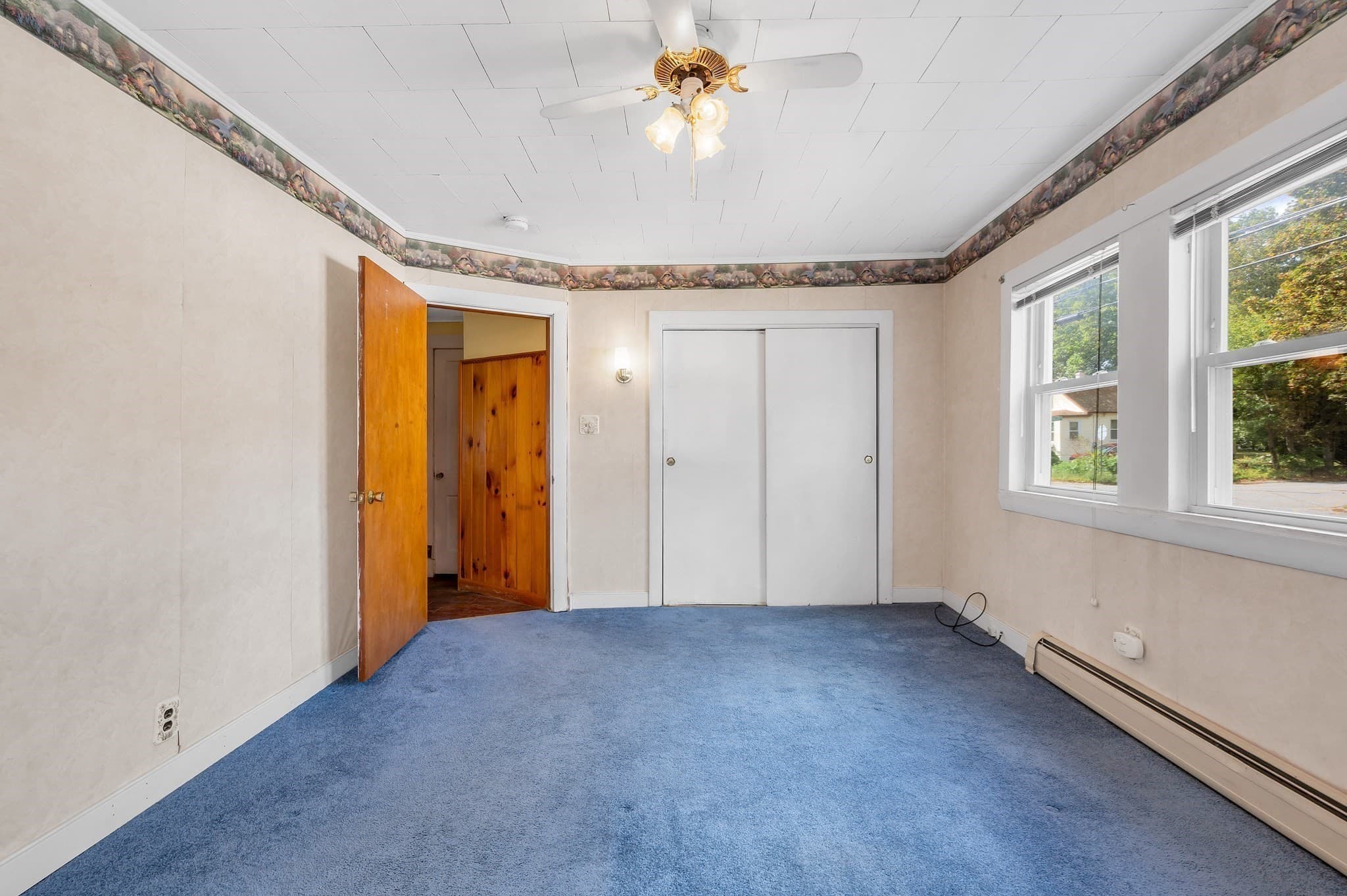 Single Family Residence at 114 Old Meadow Rd, Dracut MA 01826, Dracut, photo 14 of 38