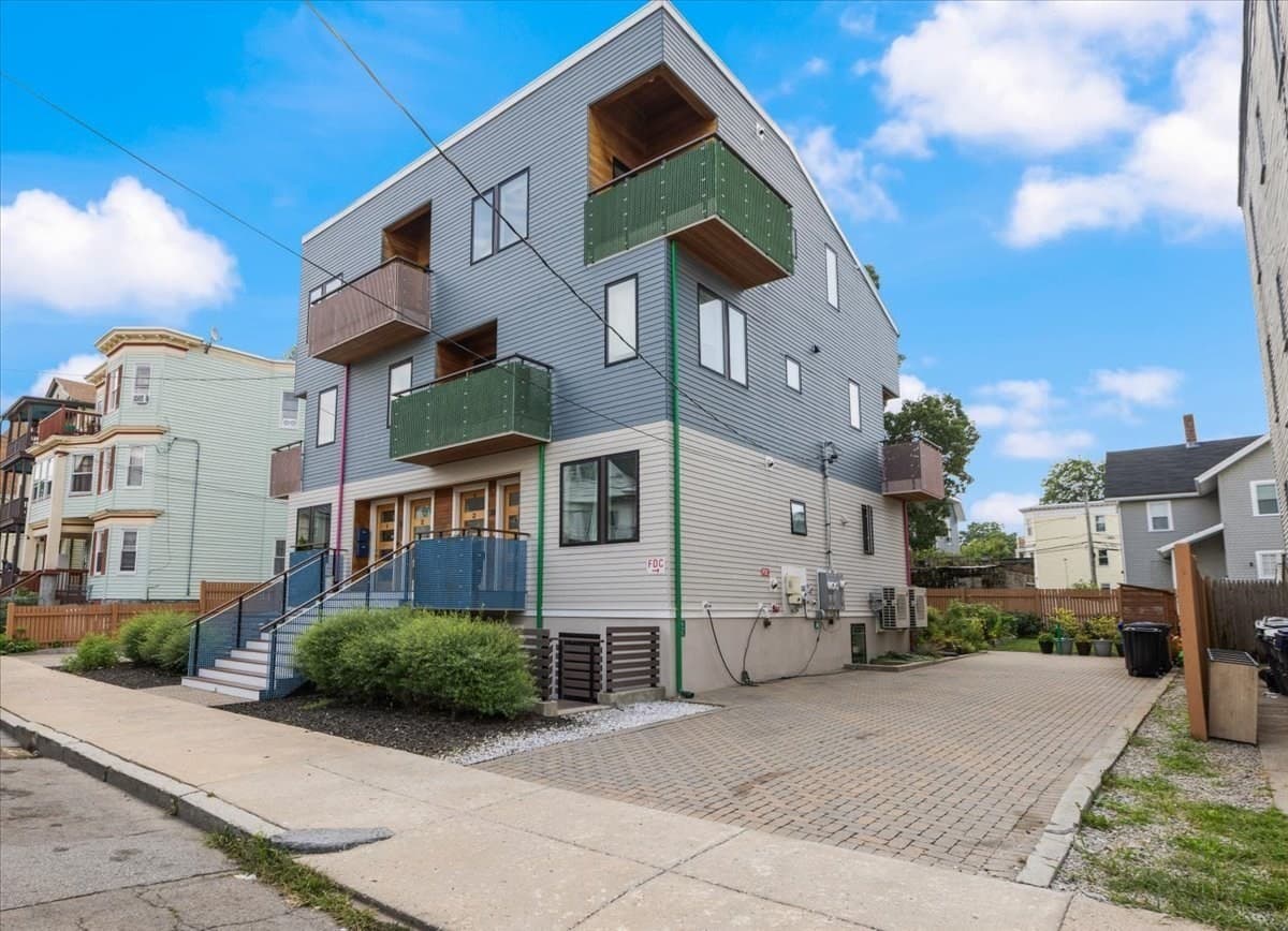Condominium at 38 Colonial # 2, Boston MA 02124, Boston, photo 2 of 41