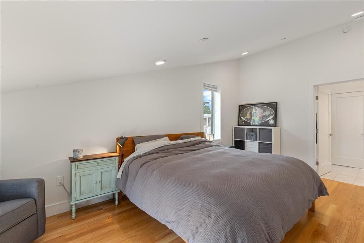 Condominium at 38 Colonial # 2, Boston MA 02124, Boston, photo 22 of 41