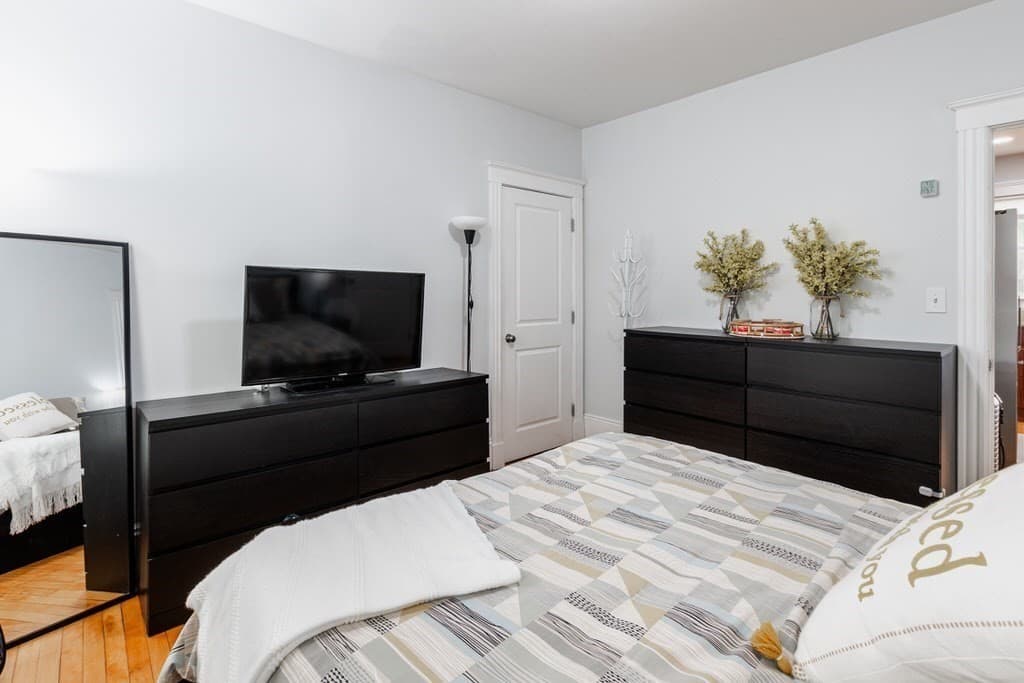 Condominium at 122-124 Beacon Hill Ave # 1, Lynn MA 01902, Lynn, photo 17 of 29