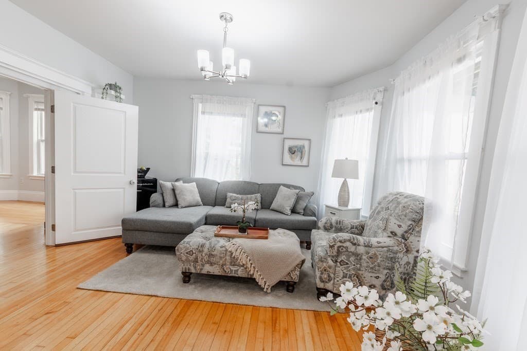 Condominium at 122-124 Beacon Hill Ave # 1, Lynn MA 01902, Lynn, photo 4 of 29