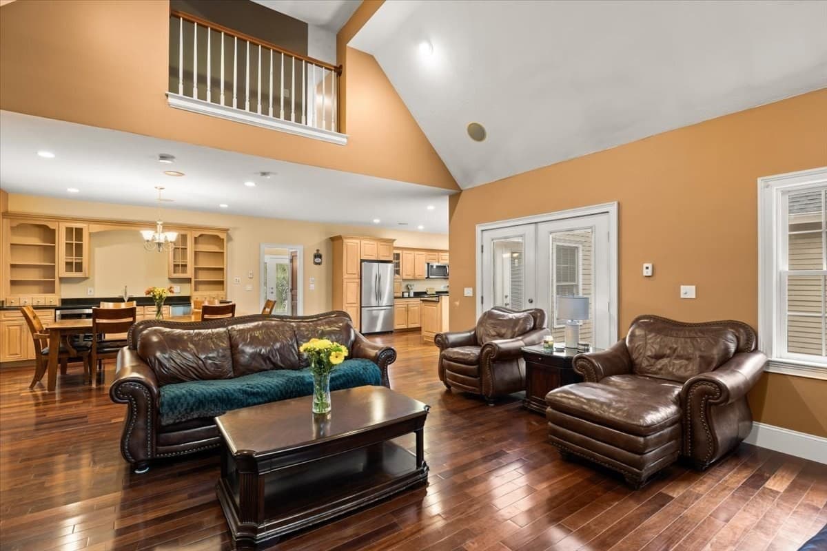 Single Family Residence at 8 Rockmeadow Drive, East Bridgewater MA 02333, East Bridgewater, photo 11 of 42