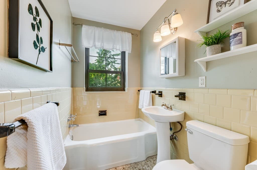 Condominium at 55 Harvard Ave # 6, Brookline MA 02446, Brookline, photo 15 of 25