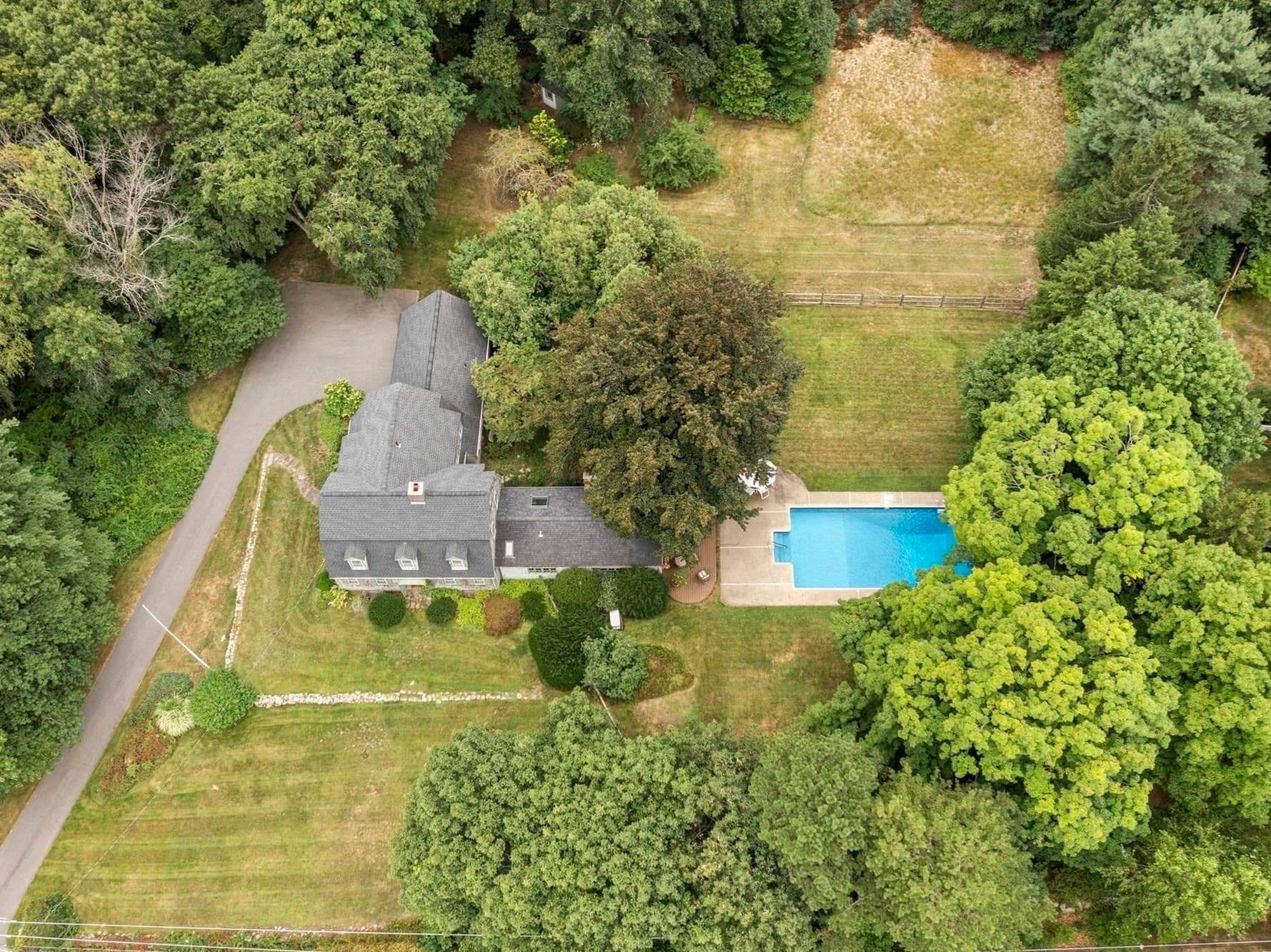 Single Family Residence at 36 Haggetts Pond Rd, Andover MA 01810, photo 6 of 42