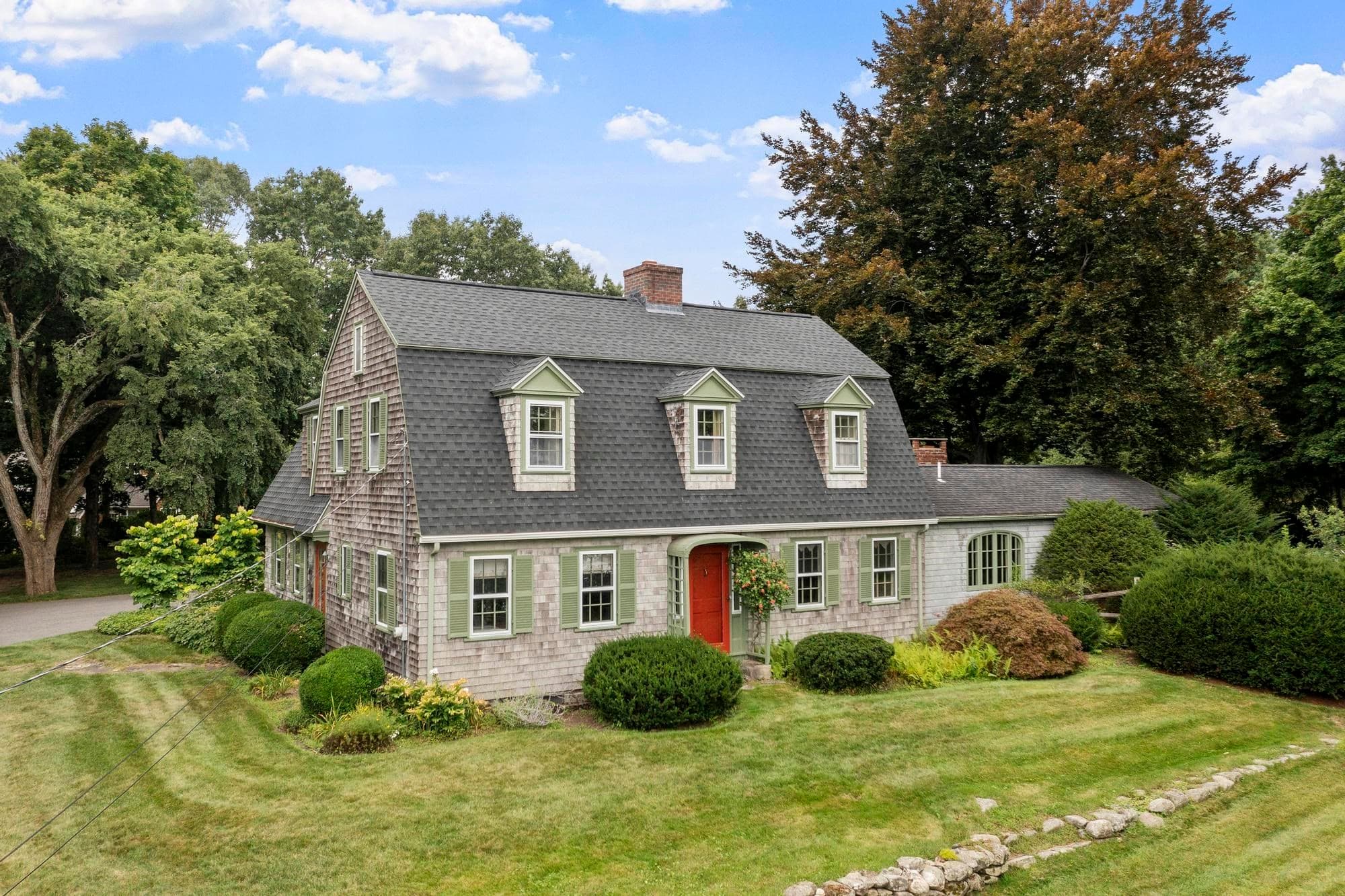 36 Haggetts Pond Rd, Andover MA 01810