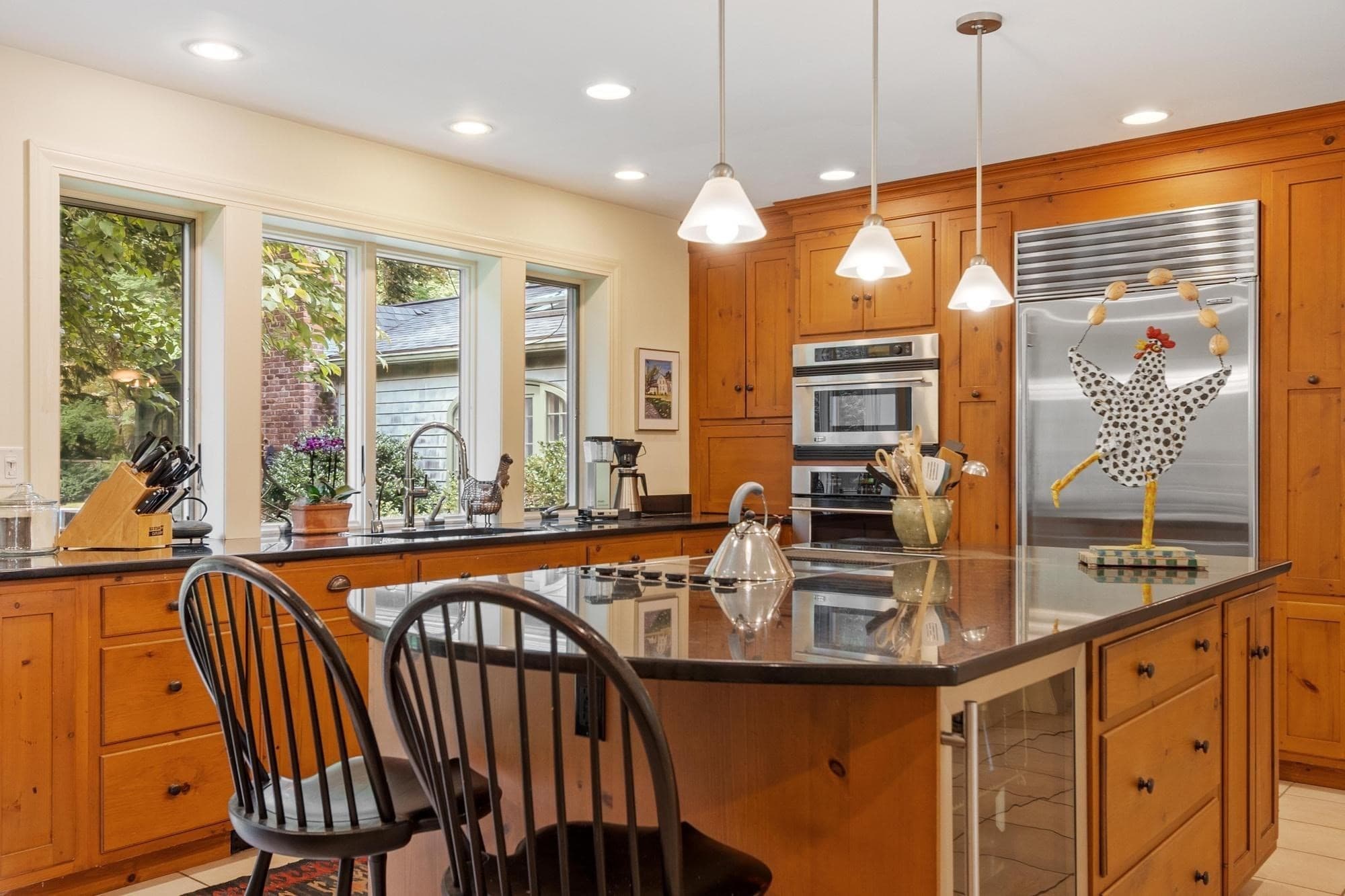 Single Family Residence at 36 Haggetts Pond Rd, Andover MA 01810, photo 10 of 42
