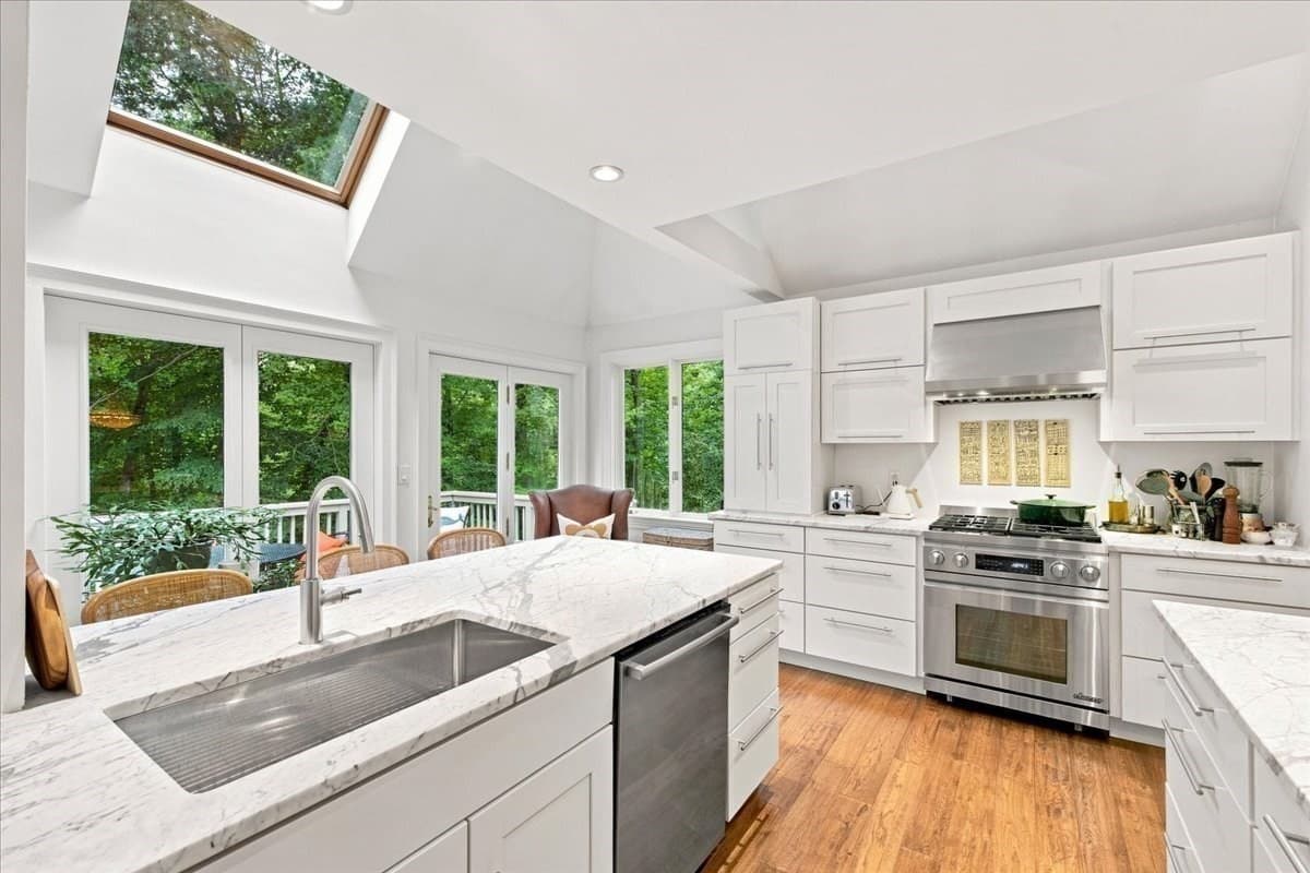 Condominium at 100 Pond St # 34, Cohasset MA 02025, Cohasset, photo 9 of 37