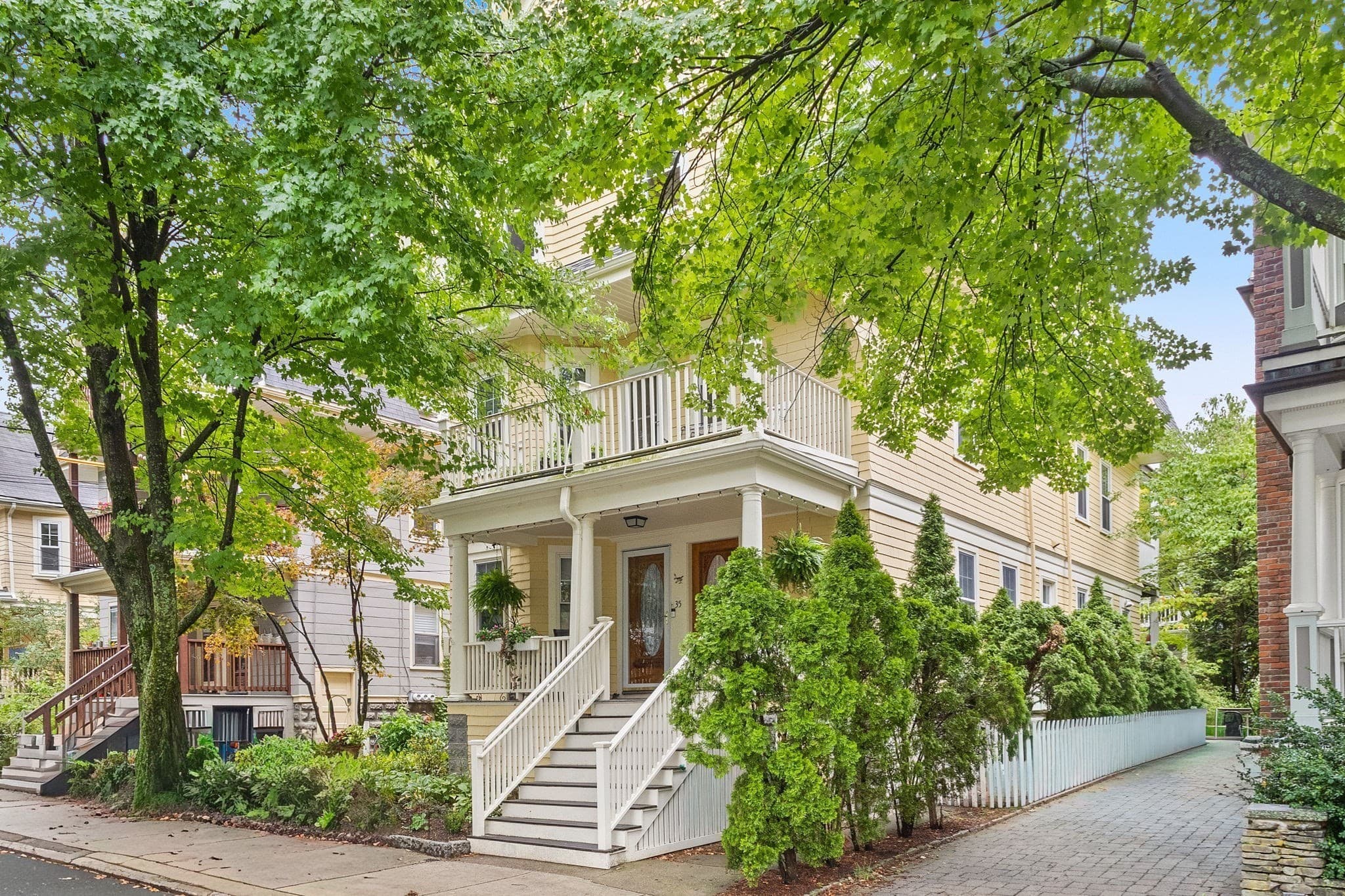 Condominium at 37 Granville Road # 3, Cambridge MA 02138, Cambridge, photo 2 of 25