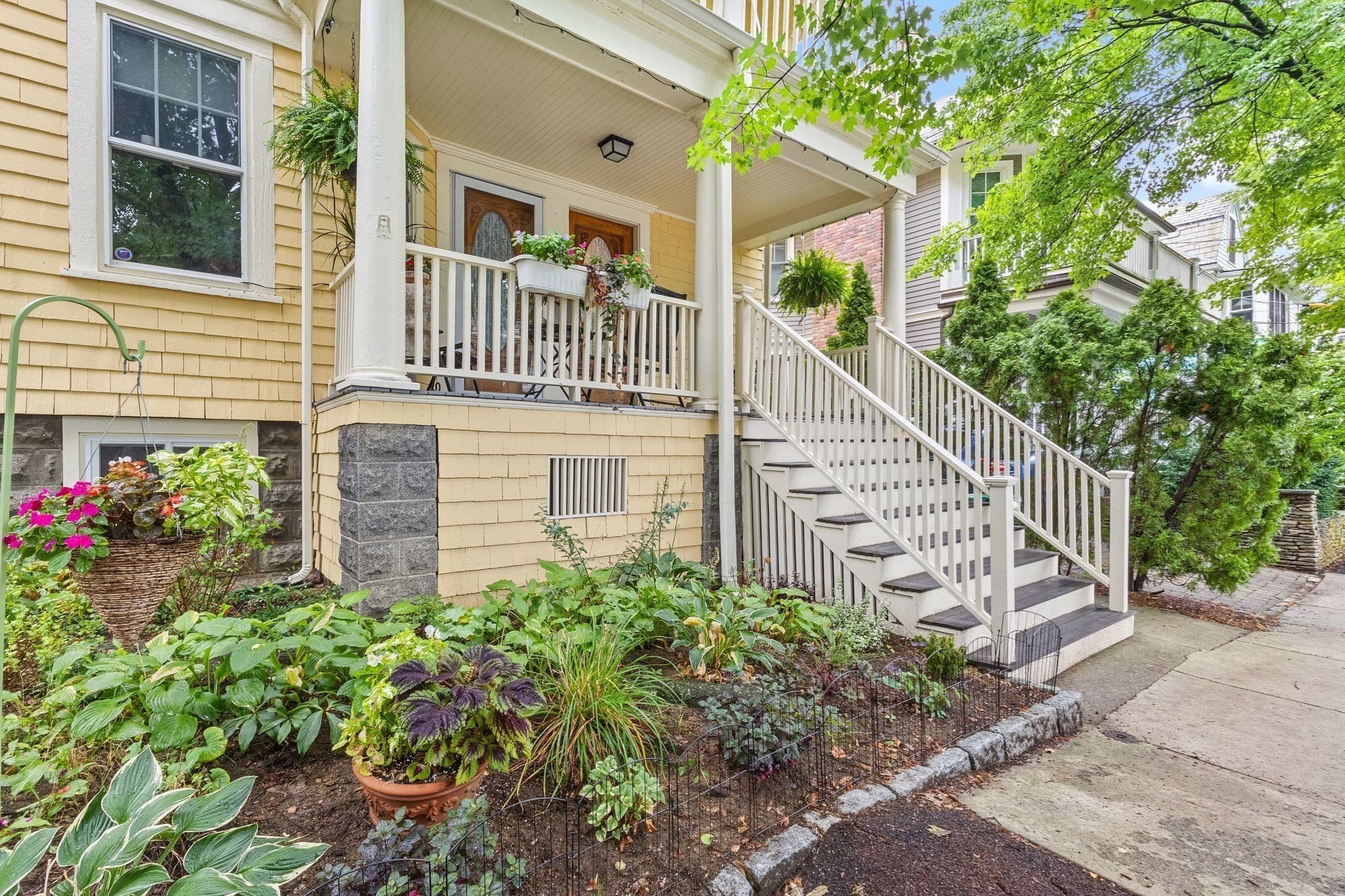 Condominium at 37 Granville Road # 3, Cambridge MA 02138, Cambridge, photo 3 of 25