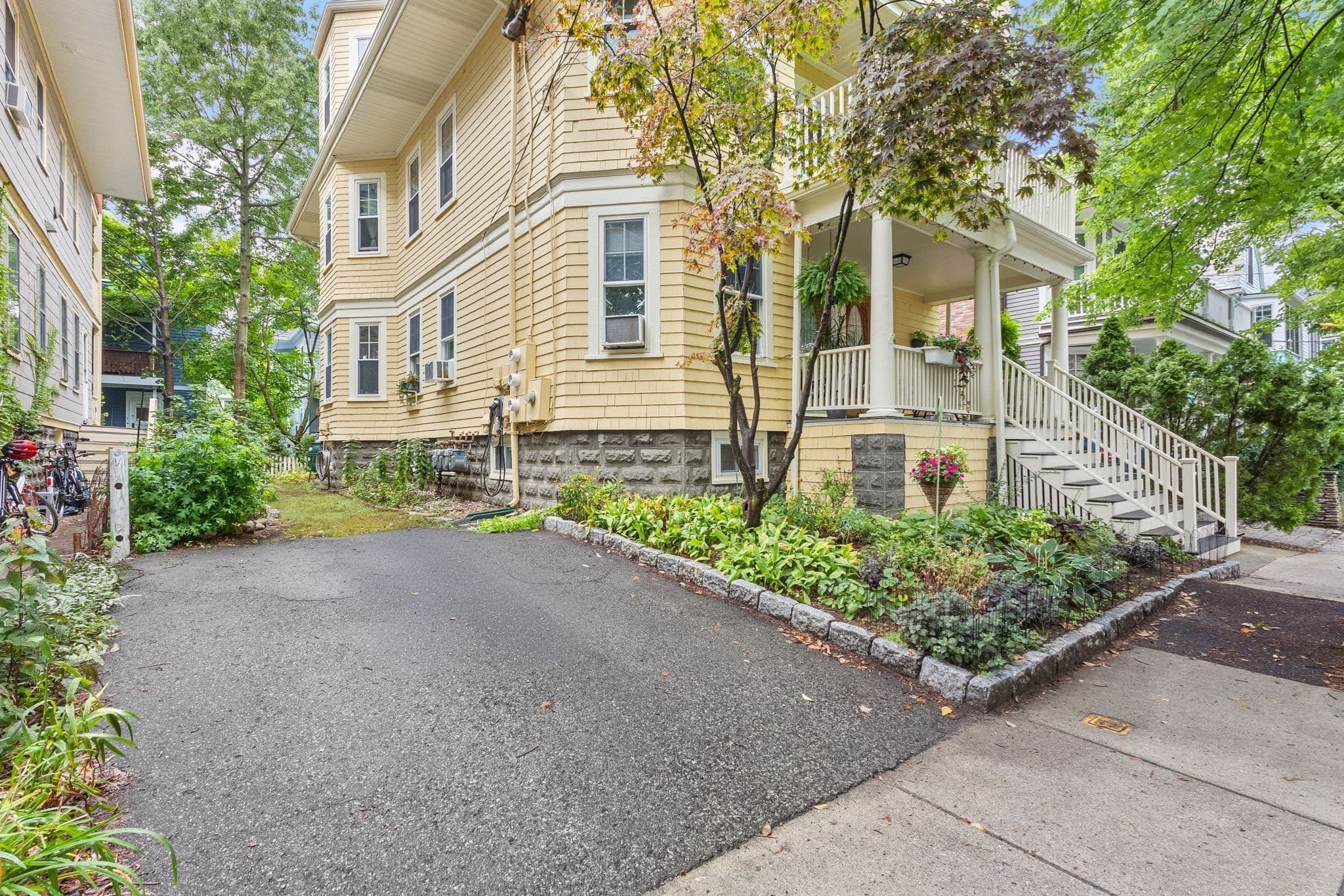 Condominium at 37 Granville Road # 3, Cambridge MA 02138, Cambridge, photo 4 of 25