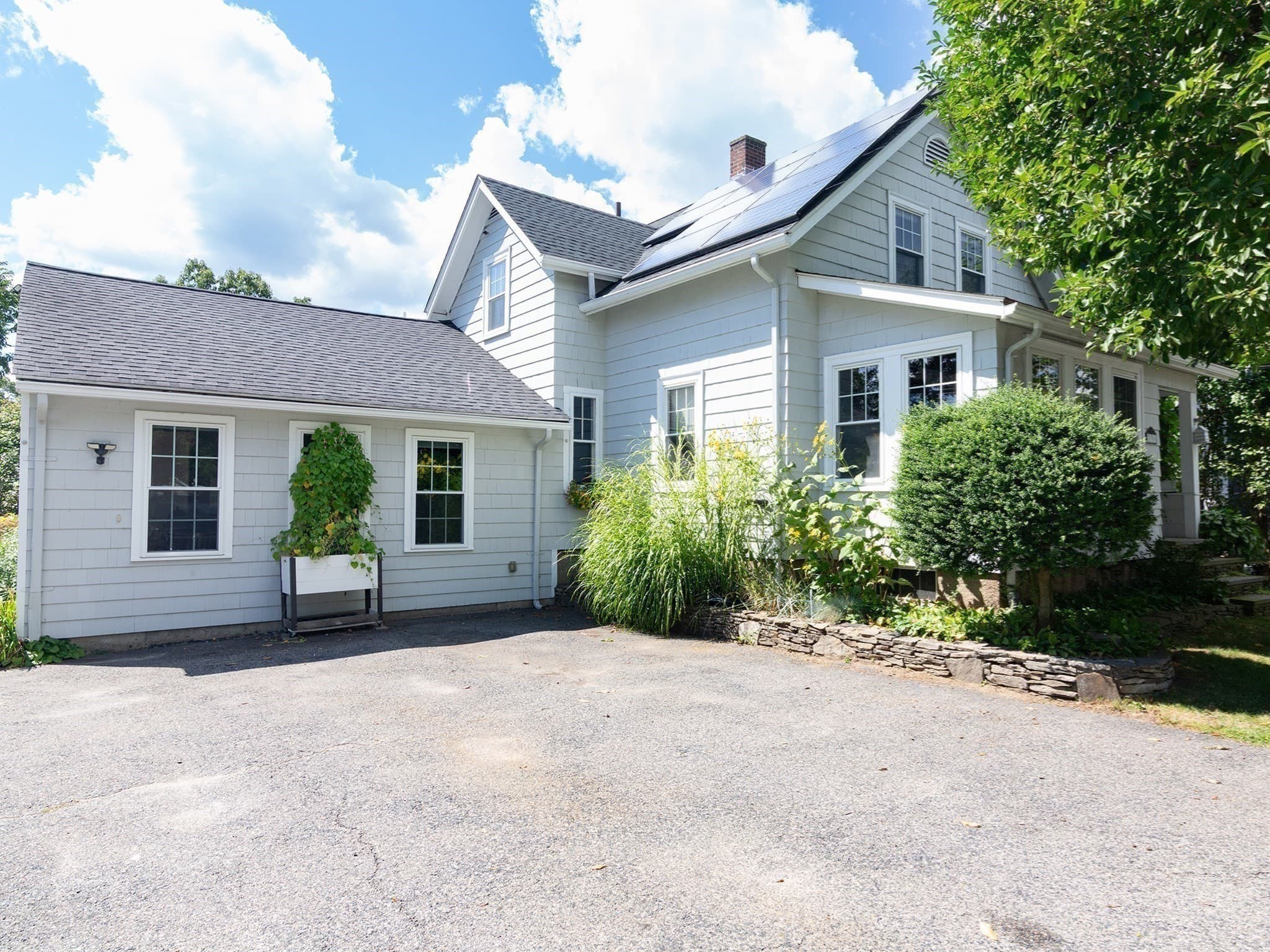 Single Family Residence at 336 Franklin St, Framingham MA 01702, Framingham, photo 2 of 40