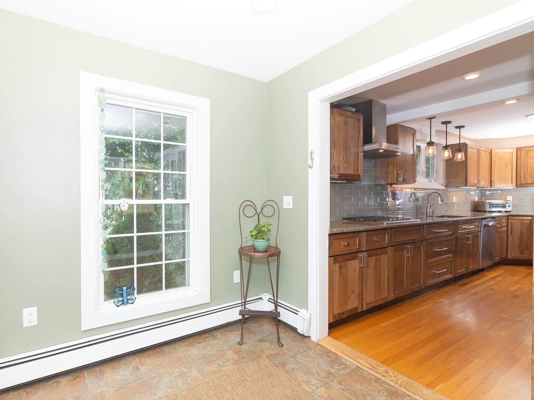 Single Family Residence at 336 Franklin St, Framingham MA 01702, Framingham, photo 16 of 40
