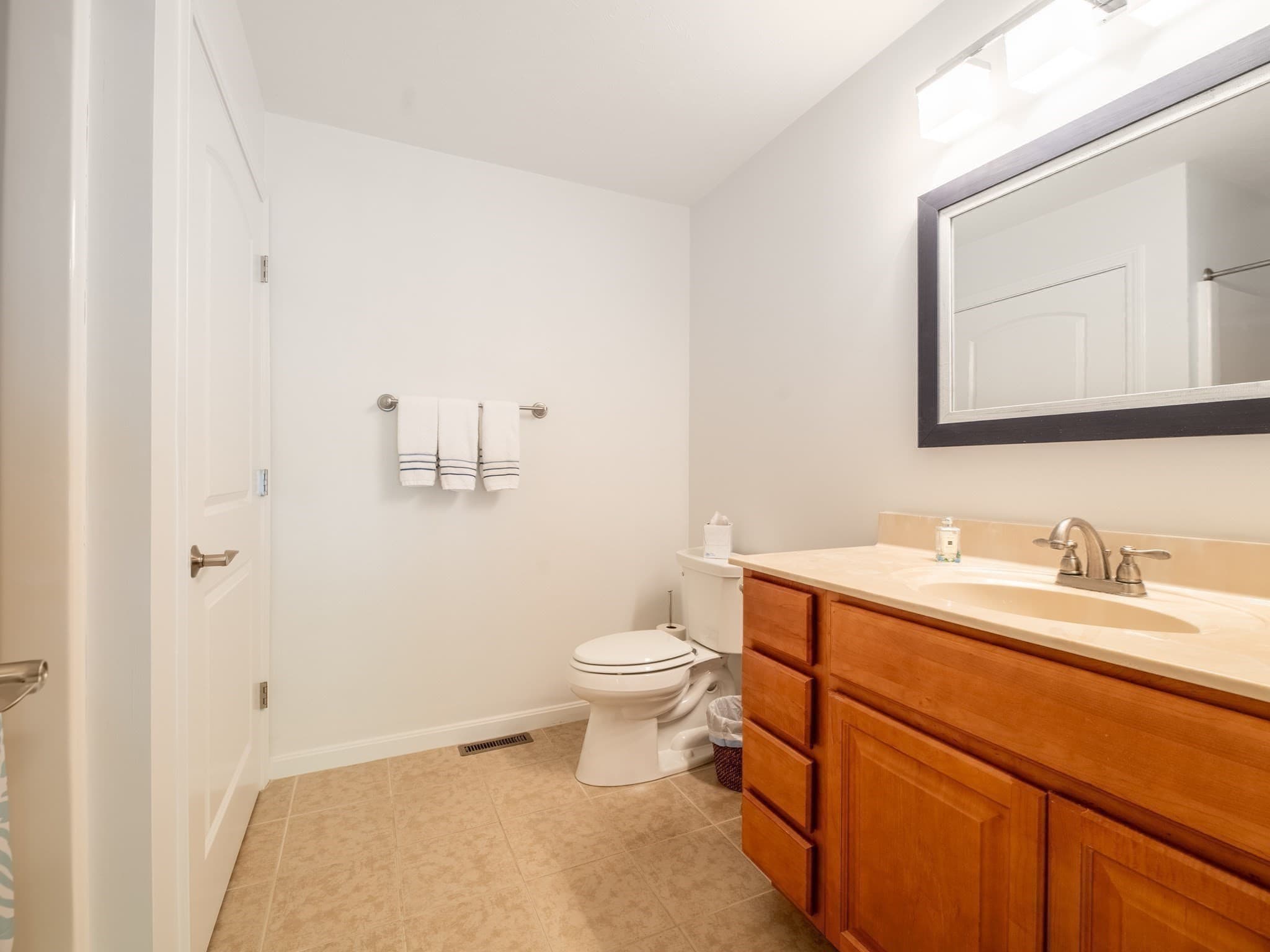 Condominium at 5 Red Pony Path # 5, Marshfield MA 02050, Marshfield, photo 13 of 32