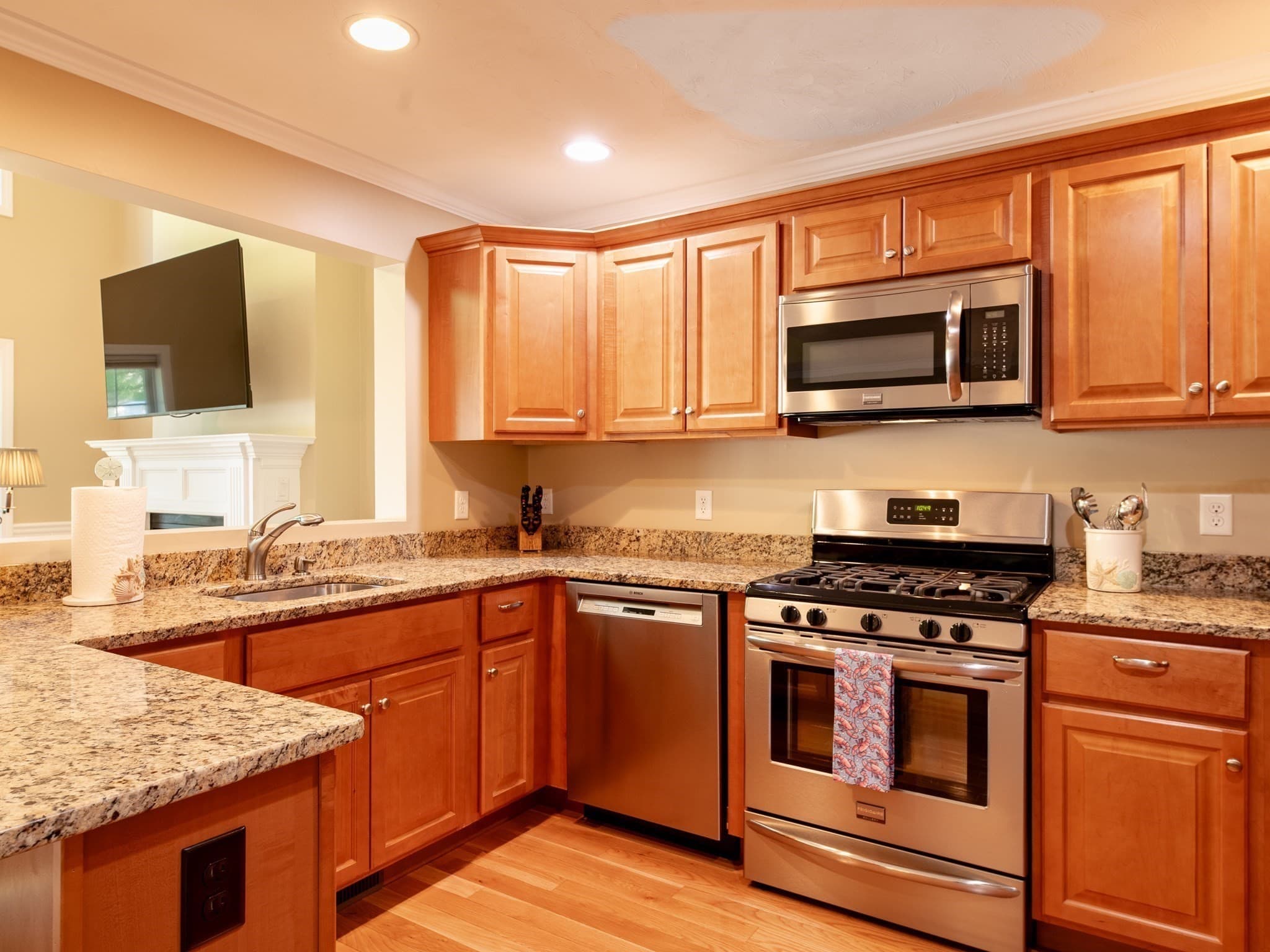 Condominium at 5 Red Pony Path # 5, Marshfield MA 02050, Marshfield, photo 9 of 32