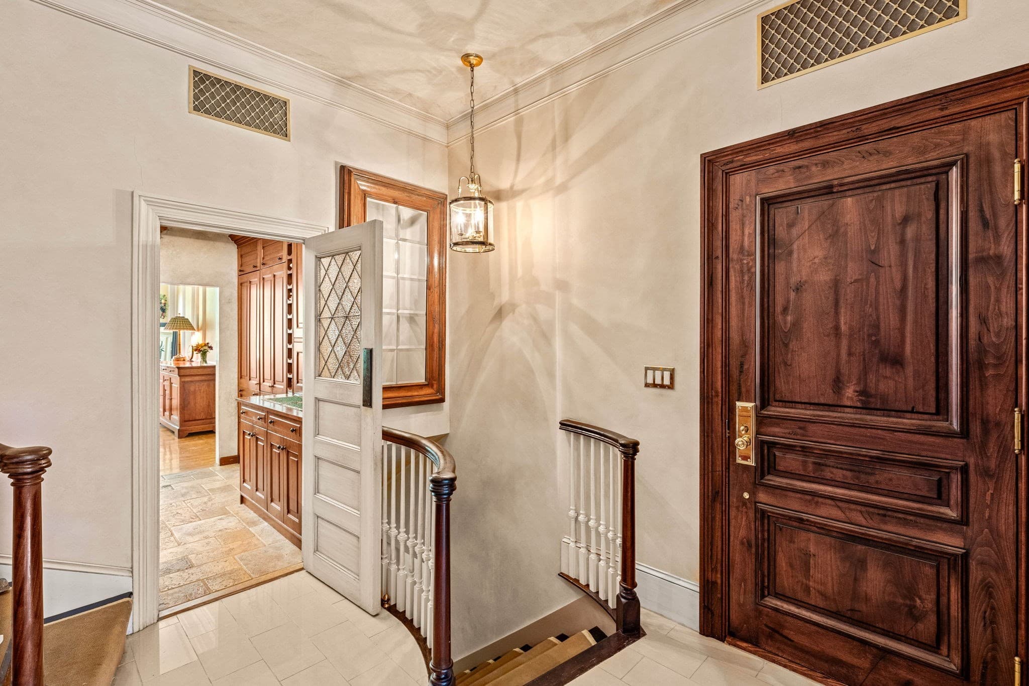 Condominium at 359 Beacon Street # 2, Boston MA 02116, photo 5 of 36