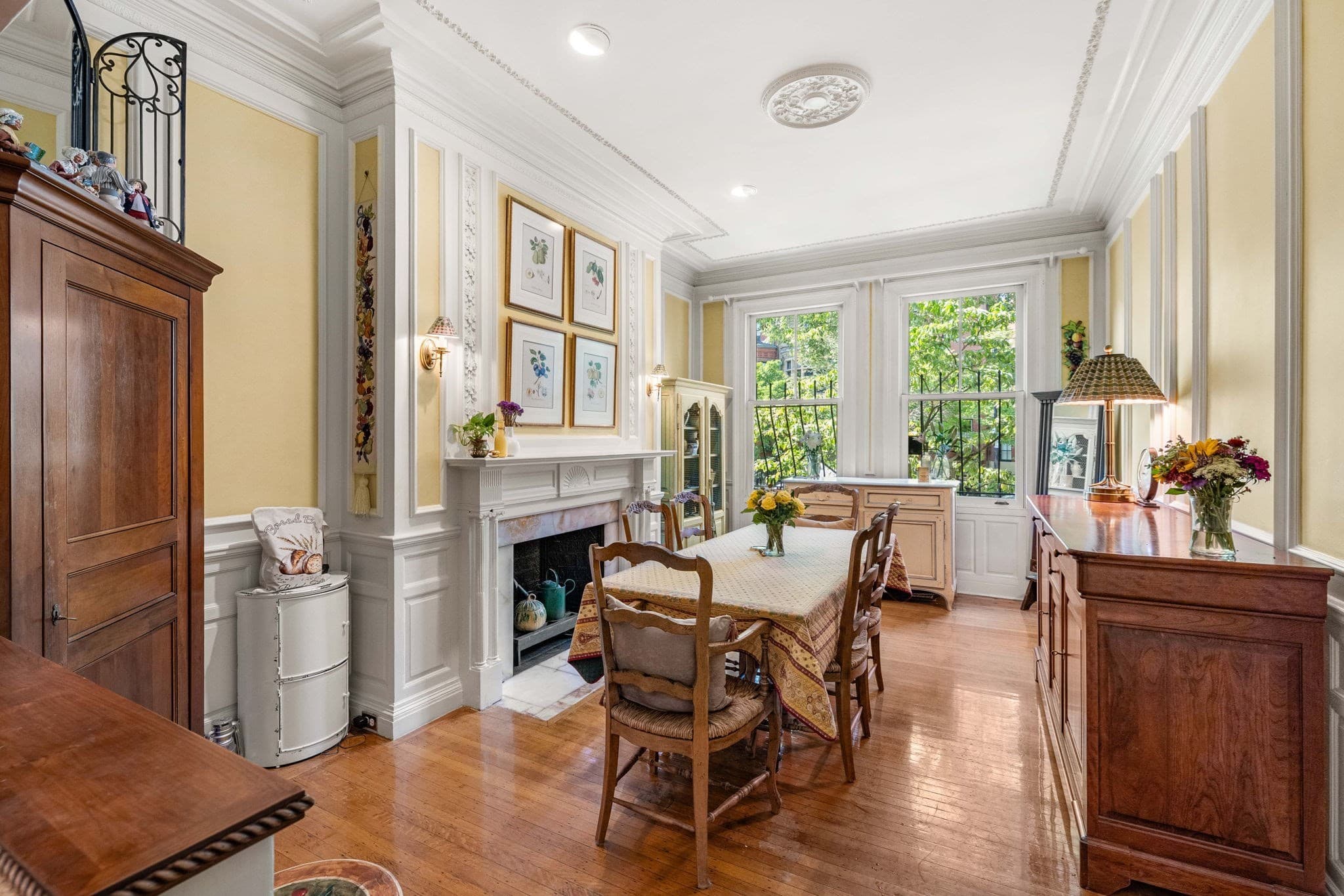 Condominium at 359 Beacon Street # 2, Boston MA 02116, photo 10 of 36
