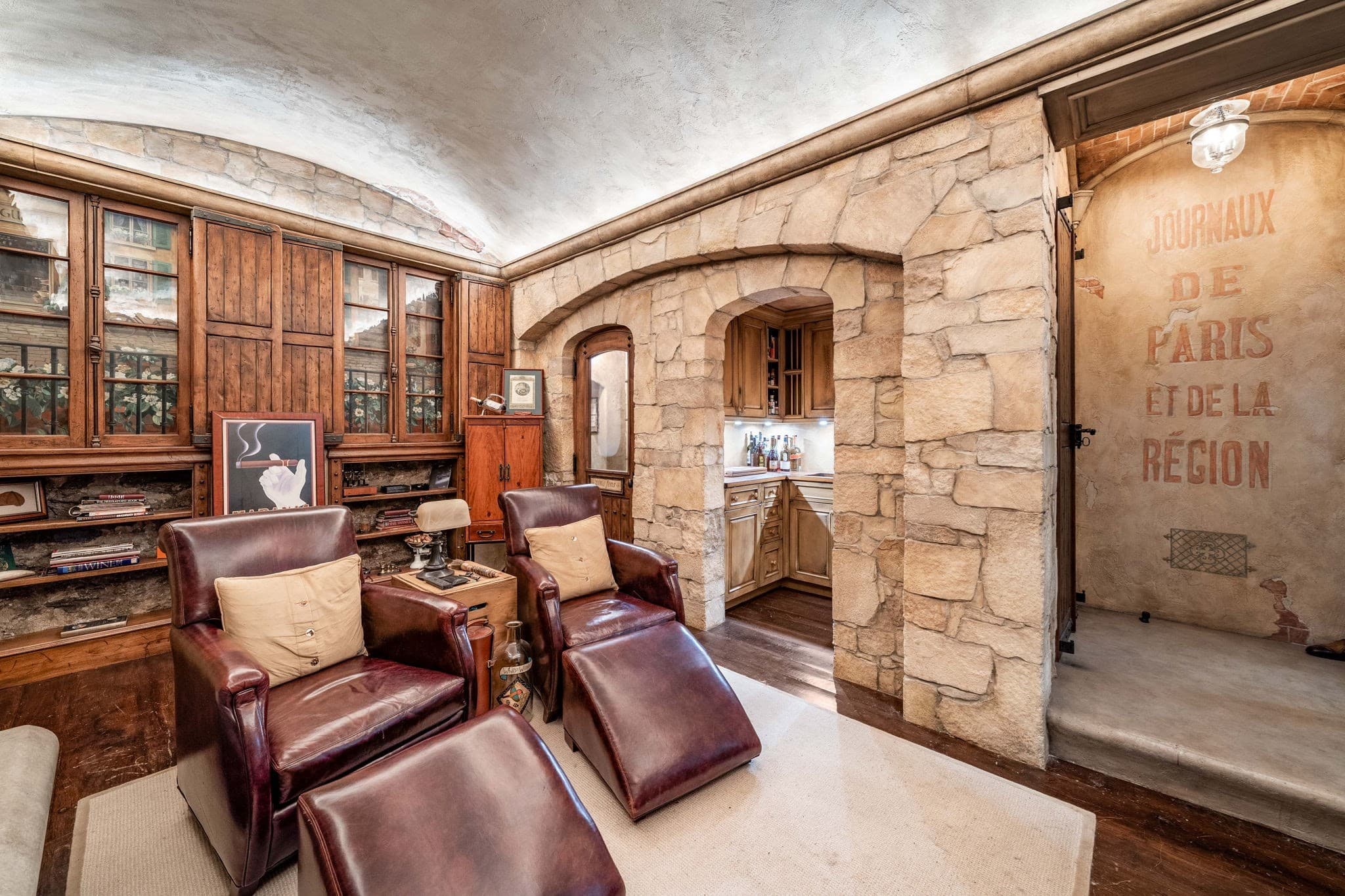 Condominium at 359 Beacon Street # 2, Boston MA 02116, photo 14 of 36