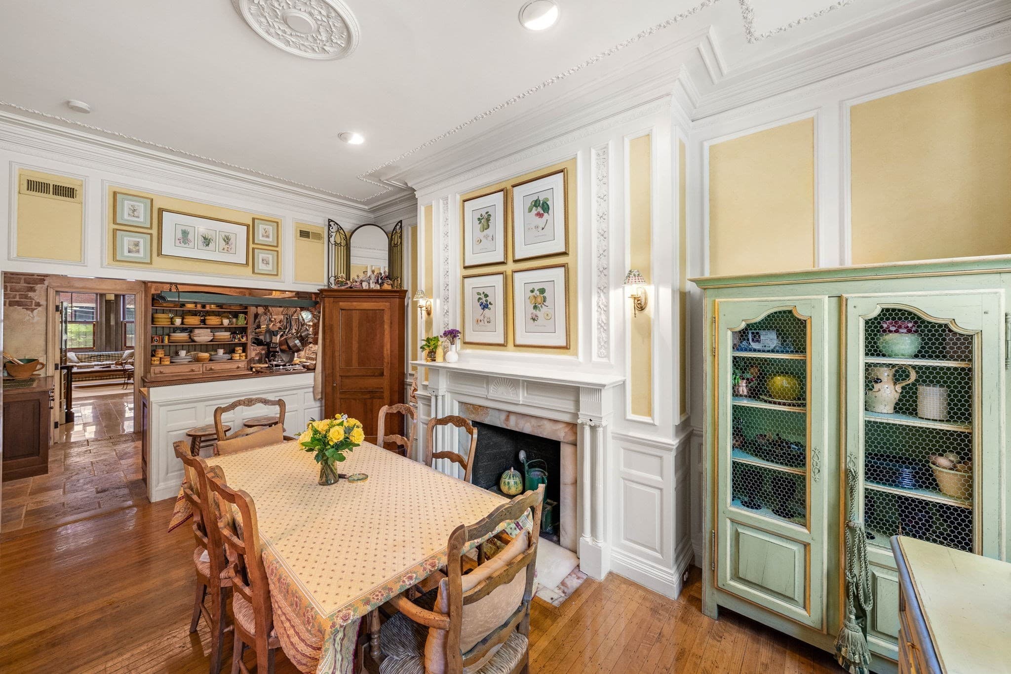 Condominium at 359 Beacon Street # 2, Boston MA 02116, photo 11 of 36