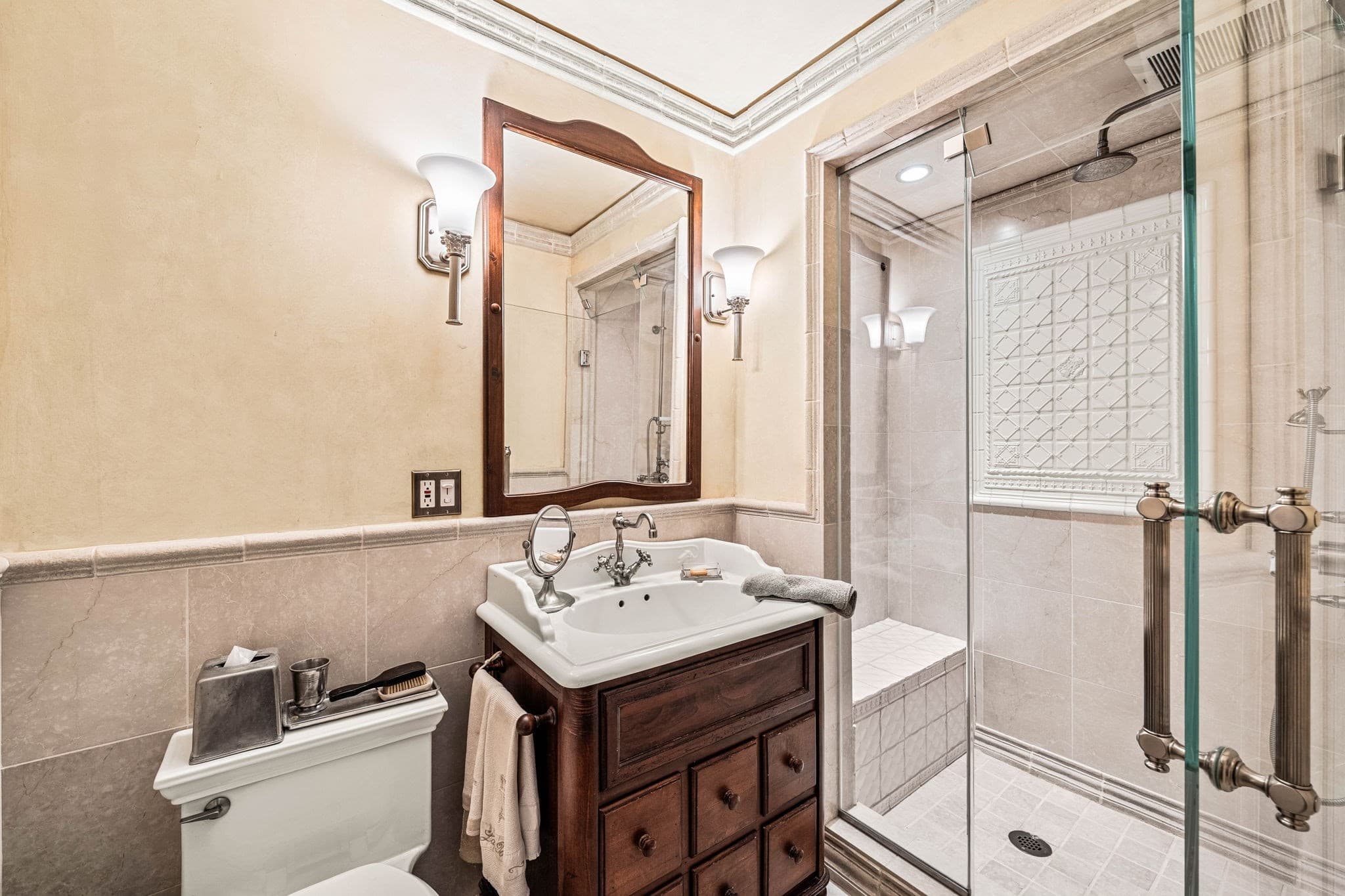 Condominium at 359 Beacon Street # 2, Boston MA 02116, photo 19 of 36