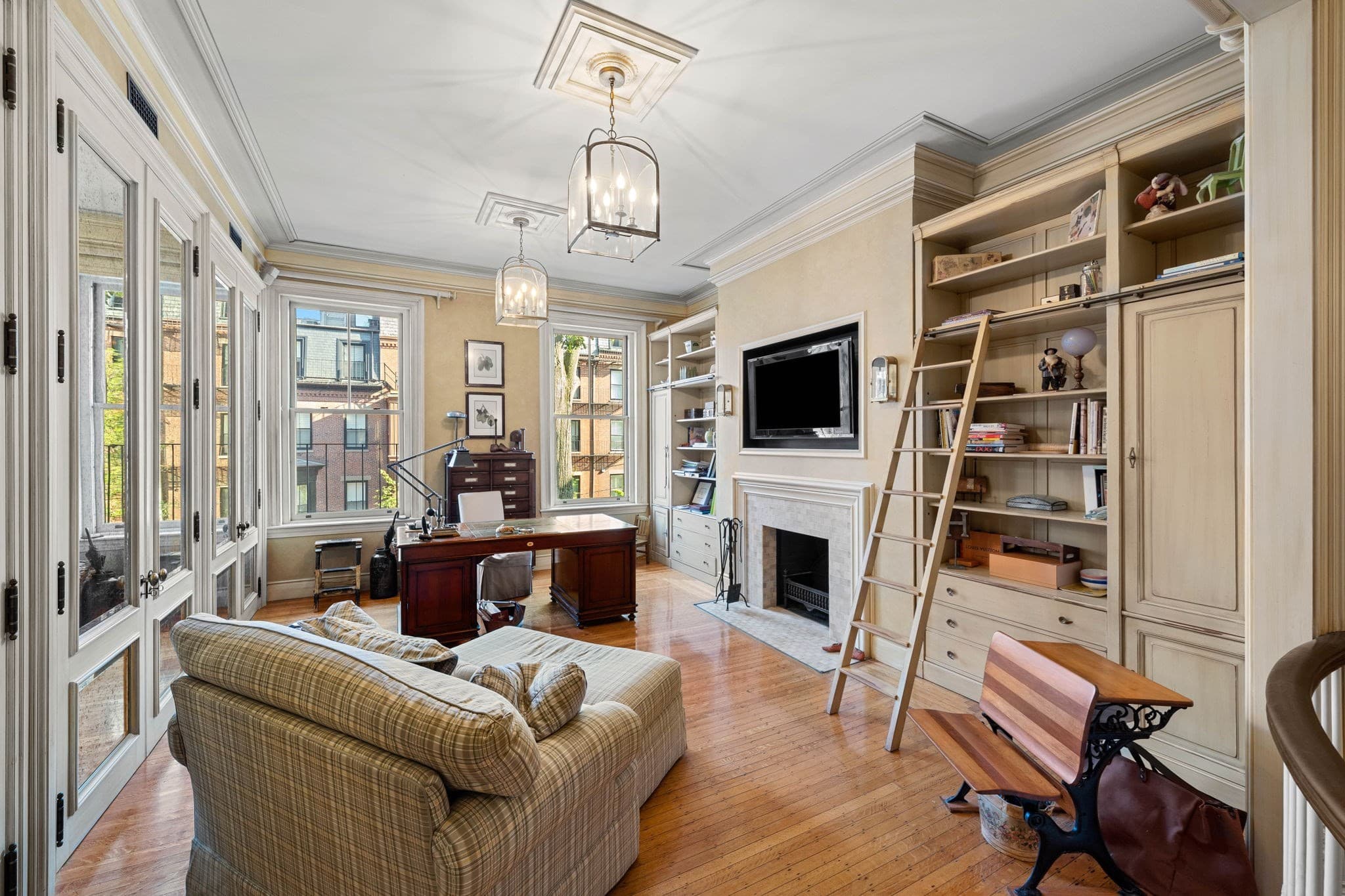 Condominium at 359 Beacon Street # 2, Boston MA 02116, photo 29 of 36