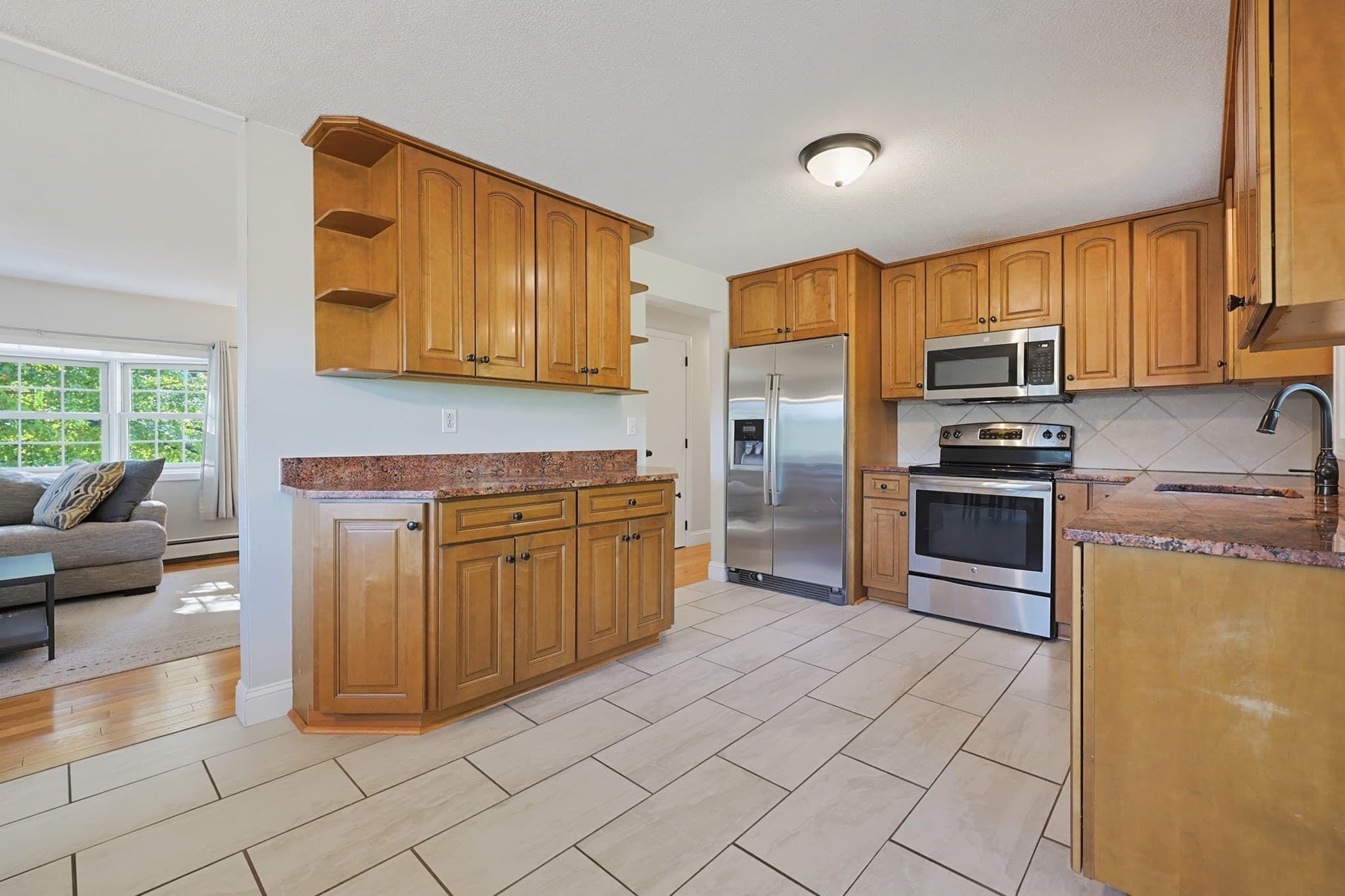 Single Family Residence at 1 Garrison Dr, Plainville MA 02762, Plainville, photo 9 of 35
